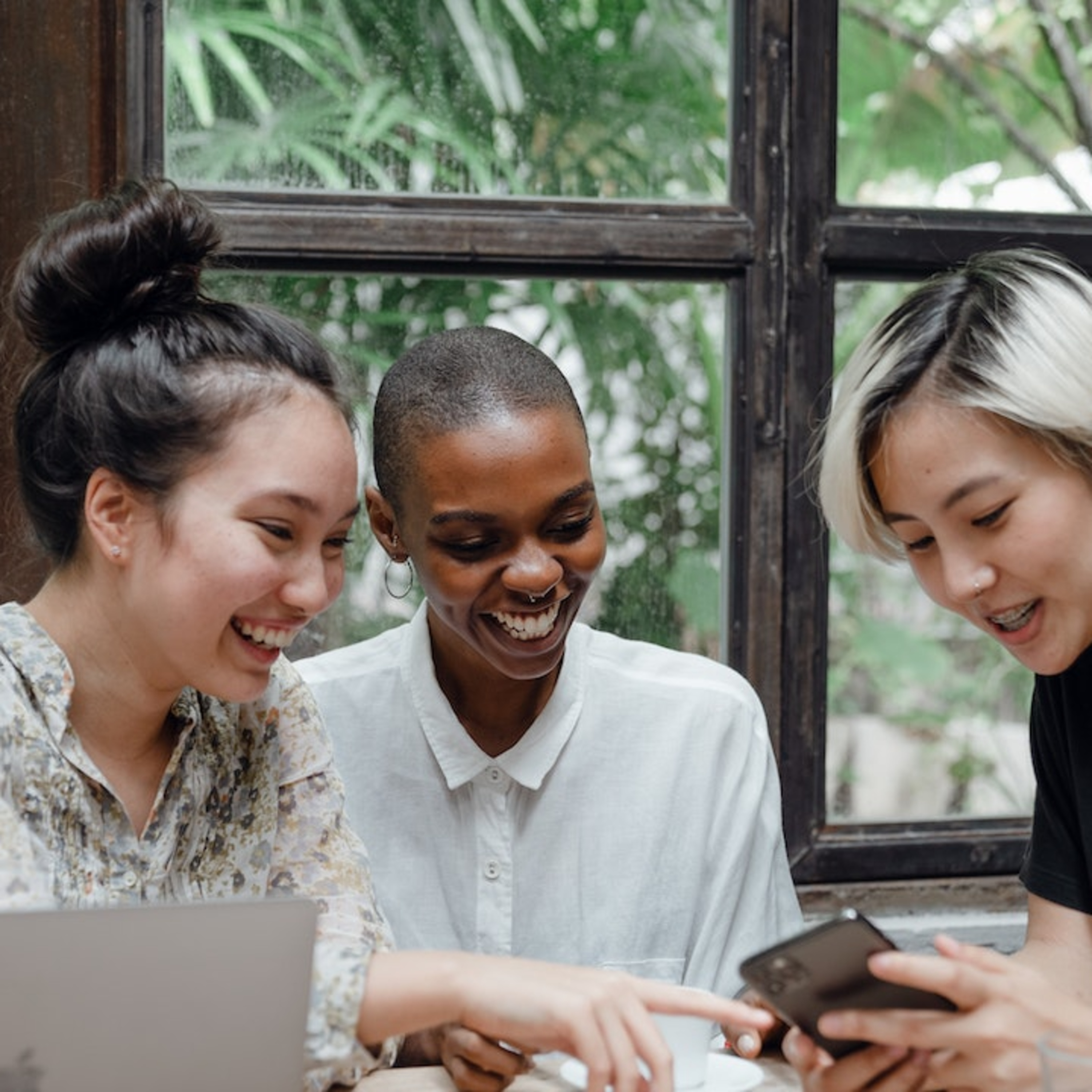 How DEI Helps Companies Build Early Career Talent Pipelines and Strengthen Employer Brands with Henal Majethia 