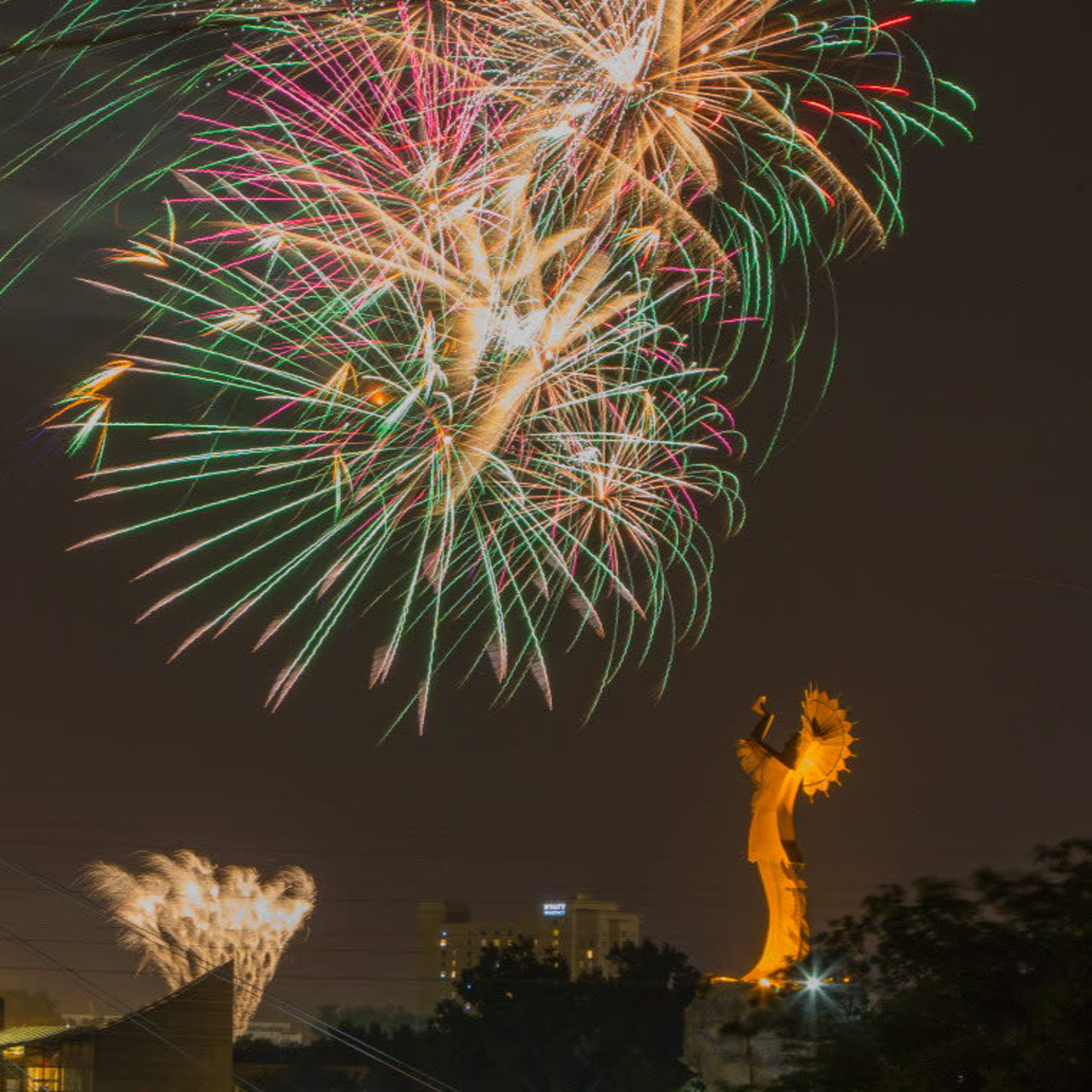 The Real Alternative Hour 1-5-2024: Fireworks!