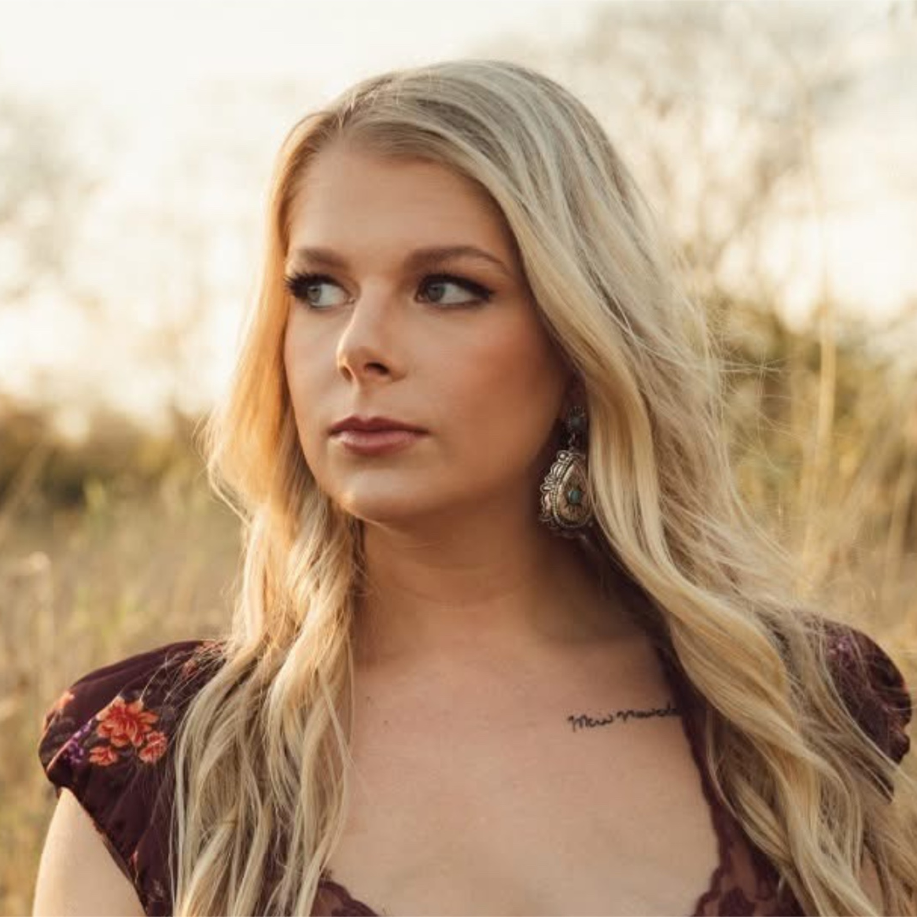 From Virginia to Nashville: Mackenzie Phipps’ Journey on The Voice episode artwork