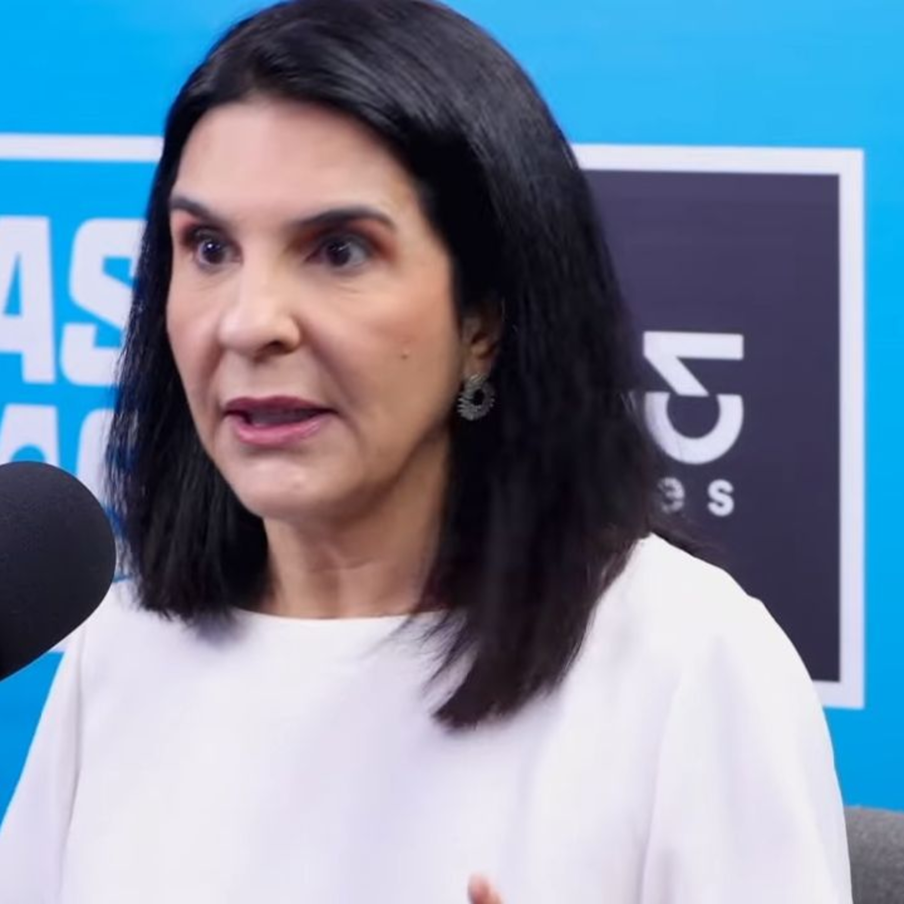 VANESSA RICHE CONCORDA COM PEDRINHO NAS OFENSAS A BAP: “NÃO FALOU NENHUMA MENTIRA” episode artwork