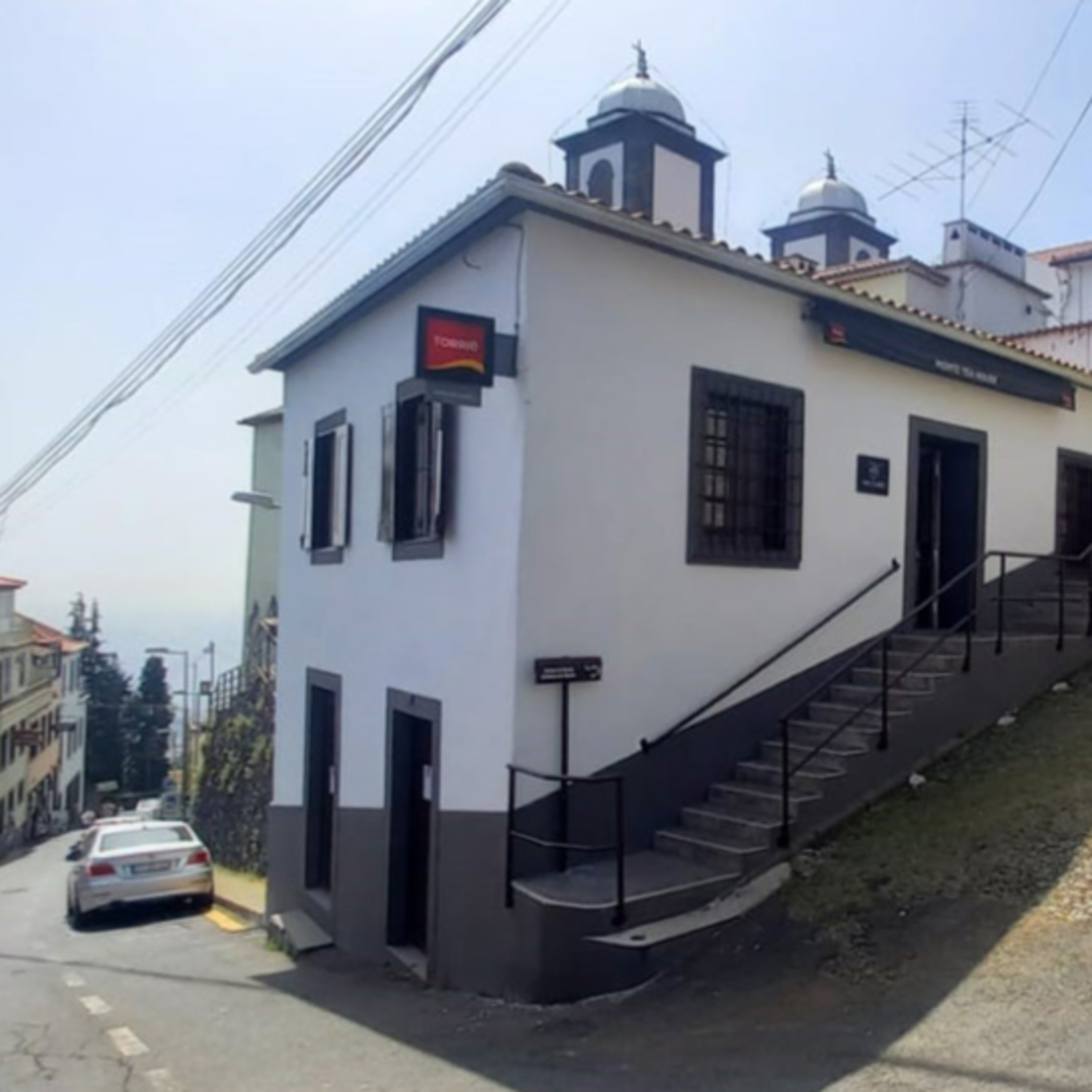 Portas abertas: um campo de trabalho com imigrantes e uma casa de chá no Funchal - Emissão 29-04-2023 episode artwork