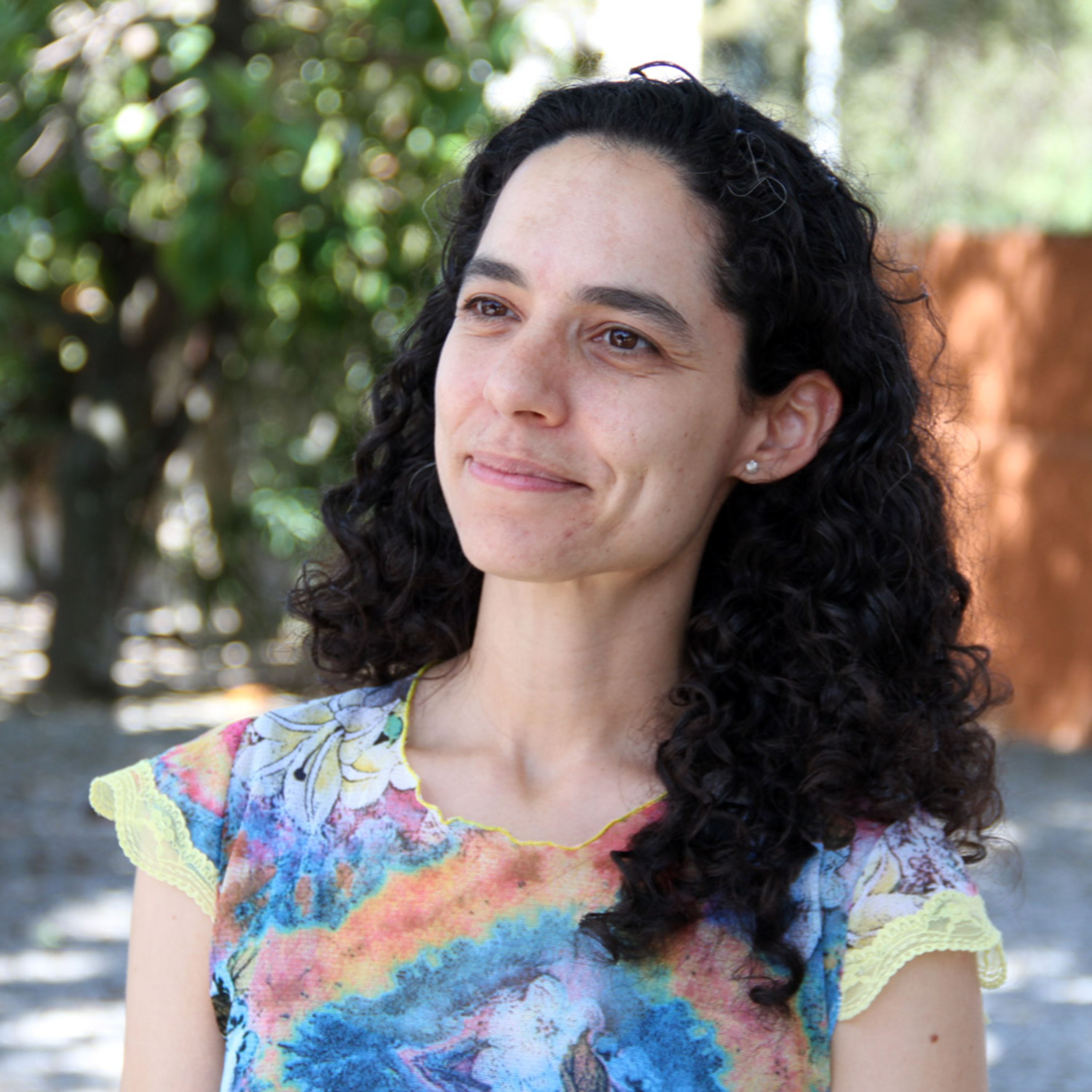 Os valores da música e a empatia que a língua portuguesa cria, com Carlota Pimenta - Emissão 27-07-2023