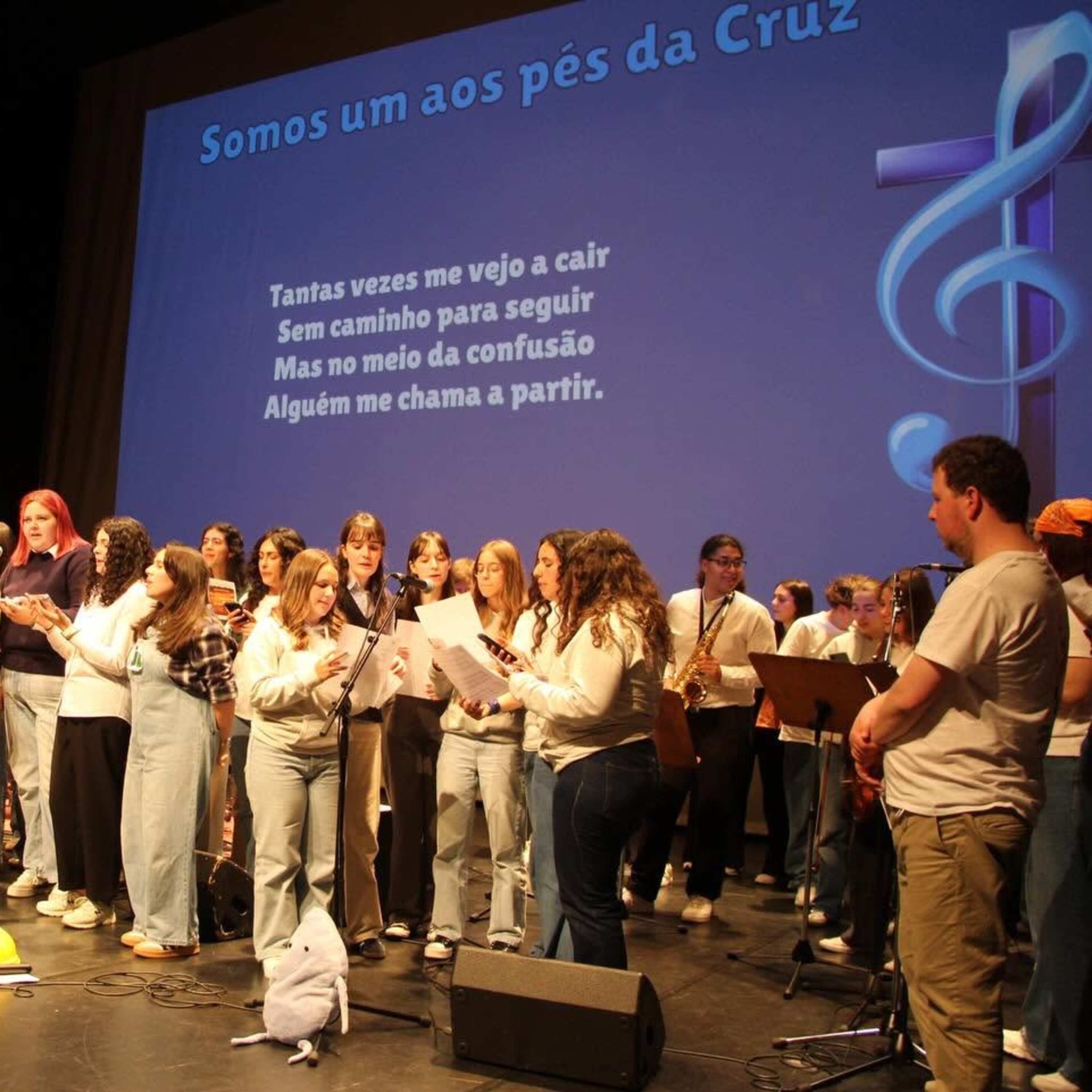 Rejoice 2026: um hino que nasceu de um verdadeiro milagre – Emissão 12-07-2026 episode artwork