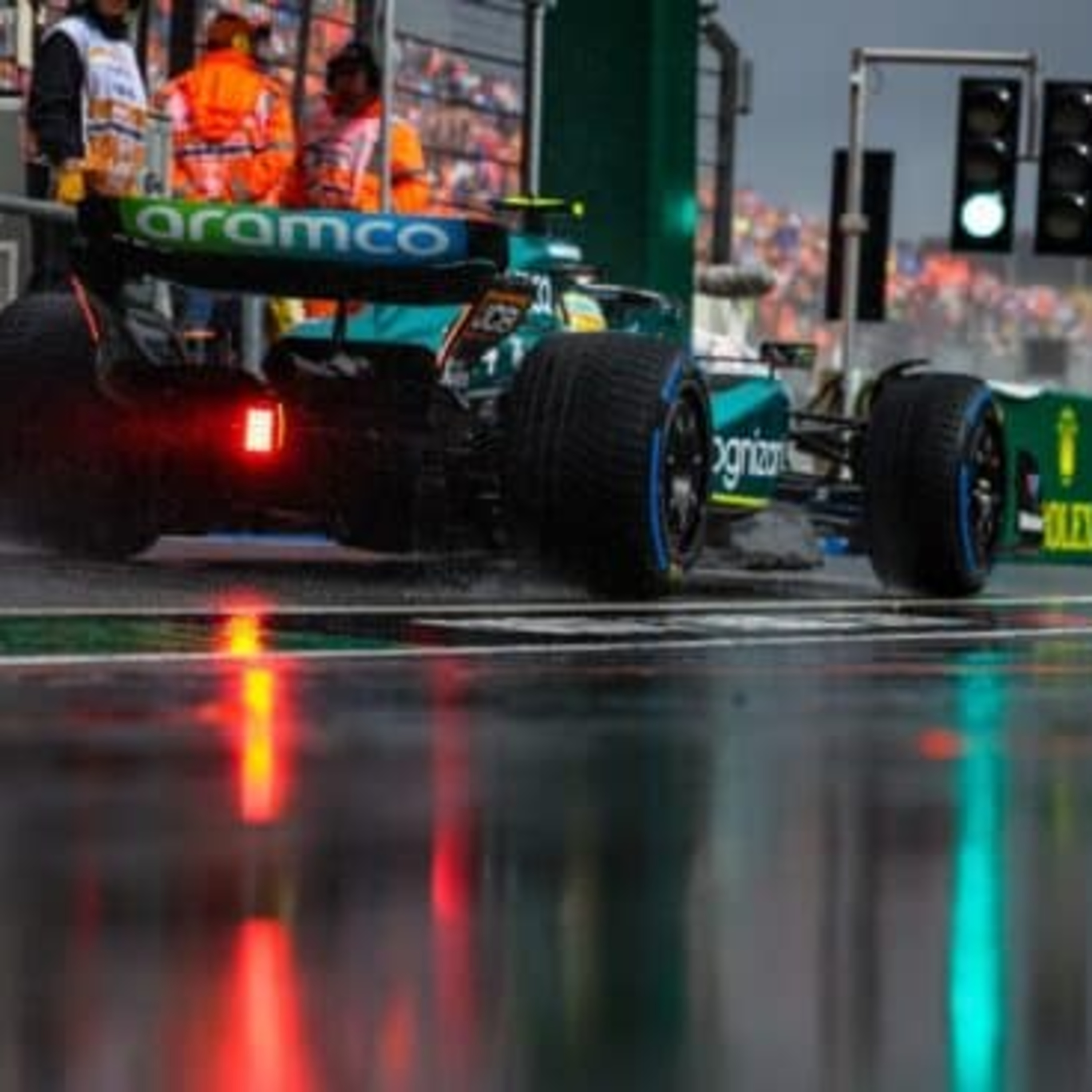 Alonso acaricia la 33 en el Circuito de Zandvoort y checo penalizado