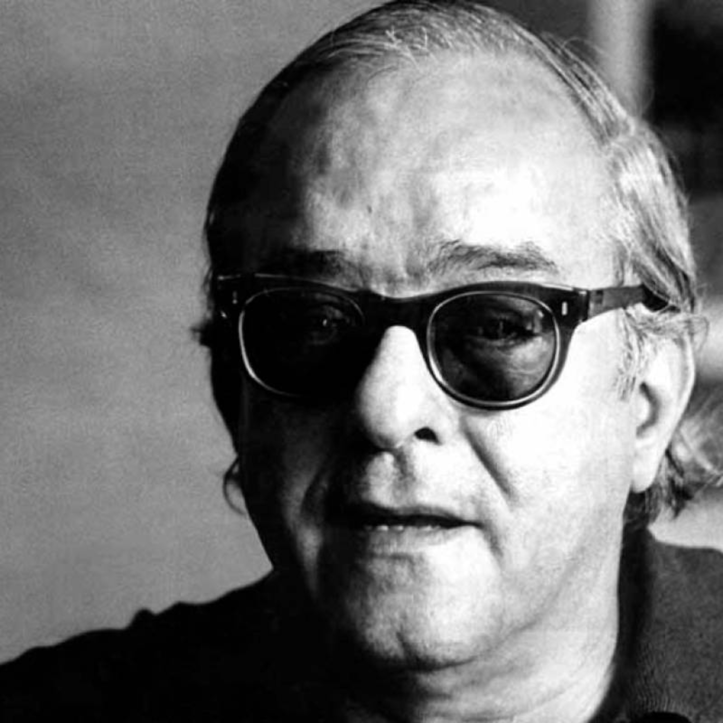 Prosa e Verso com Lauro Moreira.