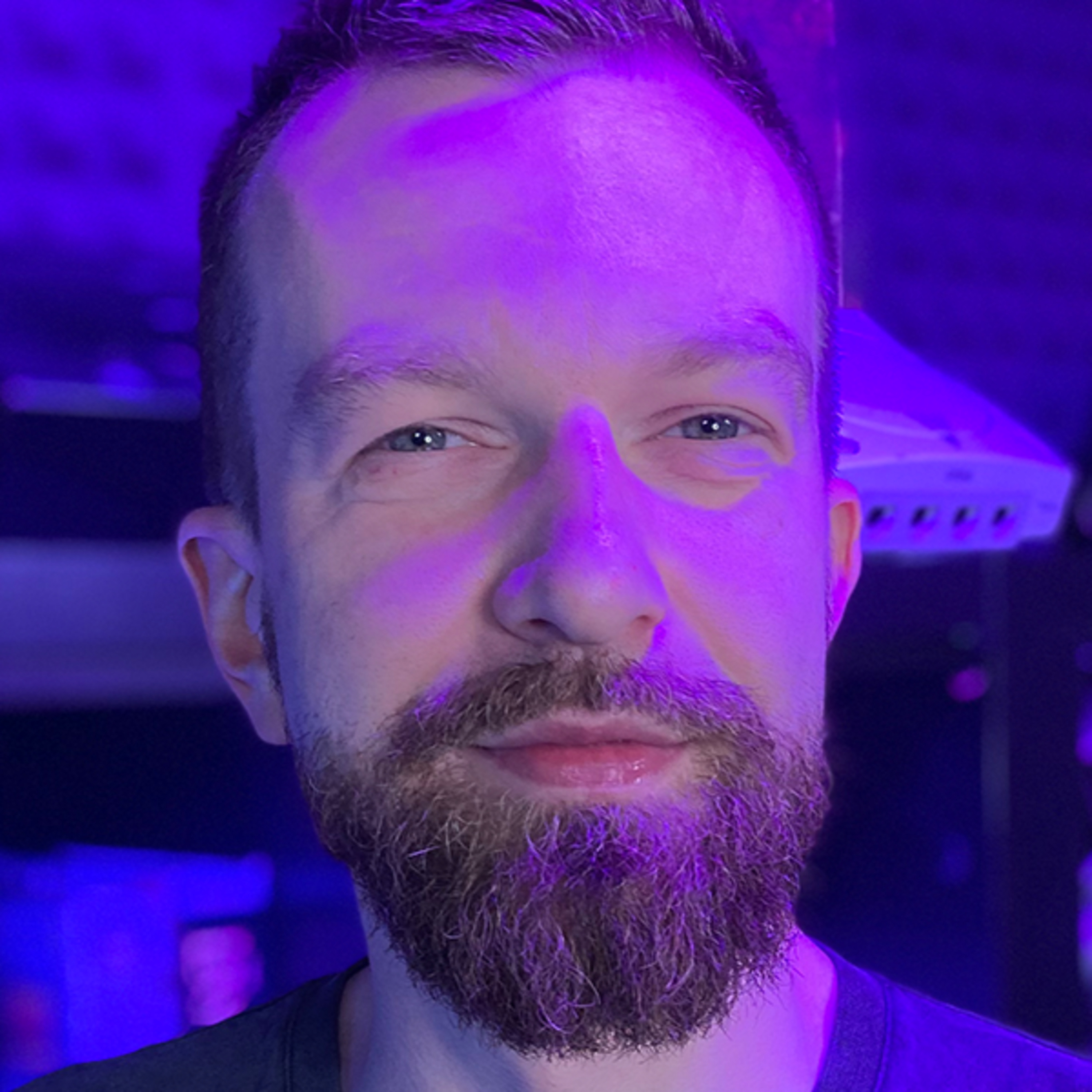 Talk to 33: Vojta Schubert o překládání počítačových her