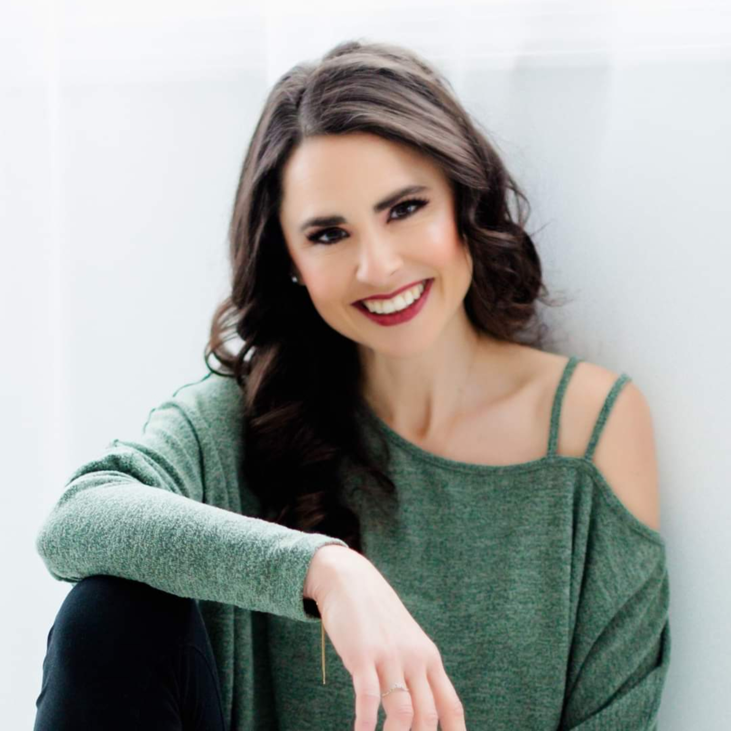 Domestic violence survivor Dana Diaz talks about the abuse she endured. #domesticviilence