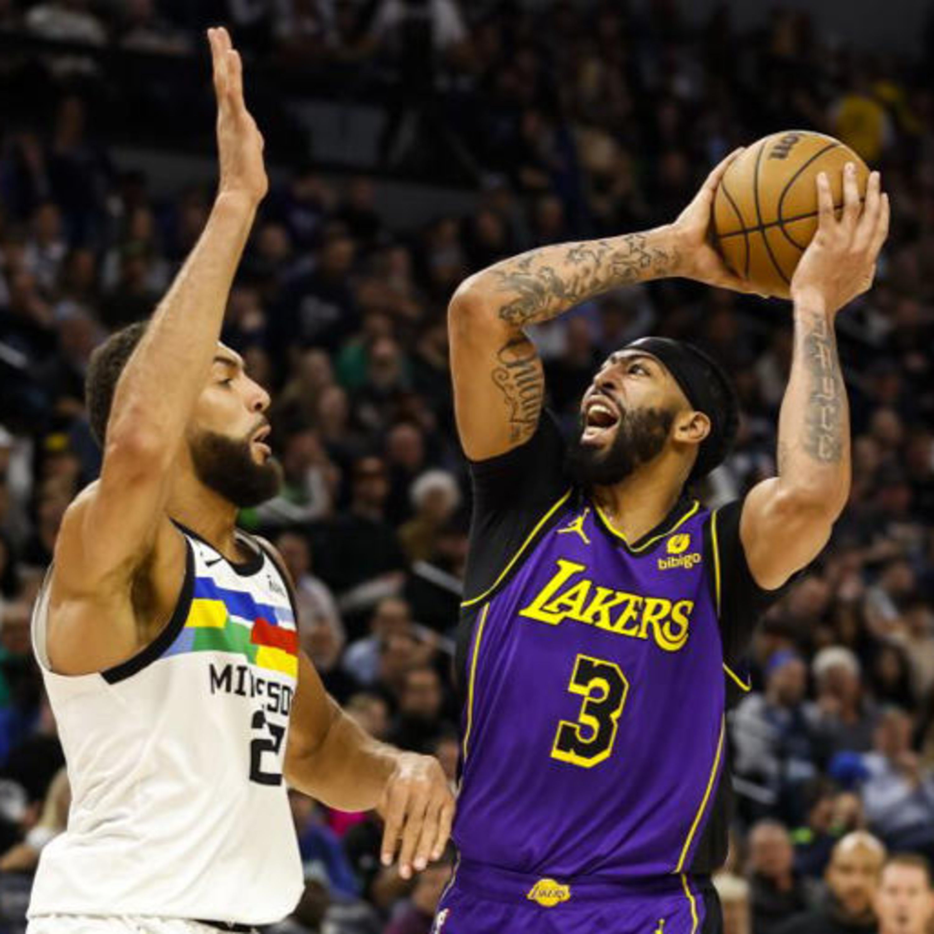 Lakers -T-Wolves Recap! The Lakers Bite The Wolves In The Second Half To Go Over .500! Group Chat!