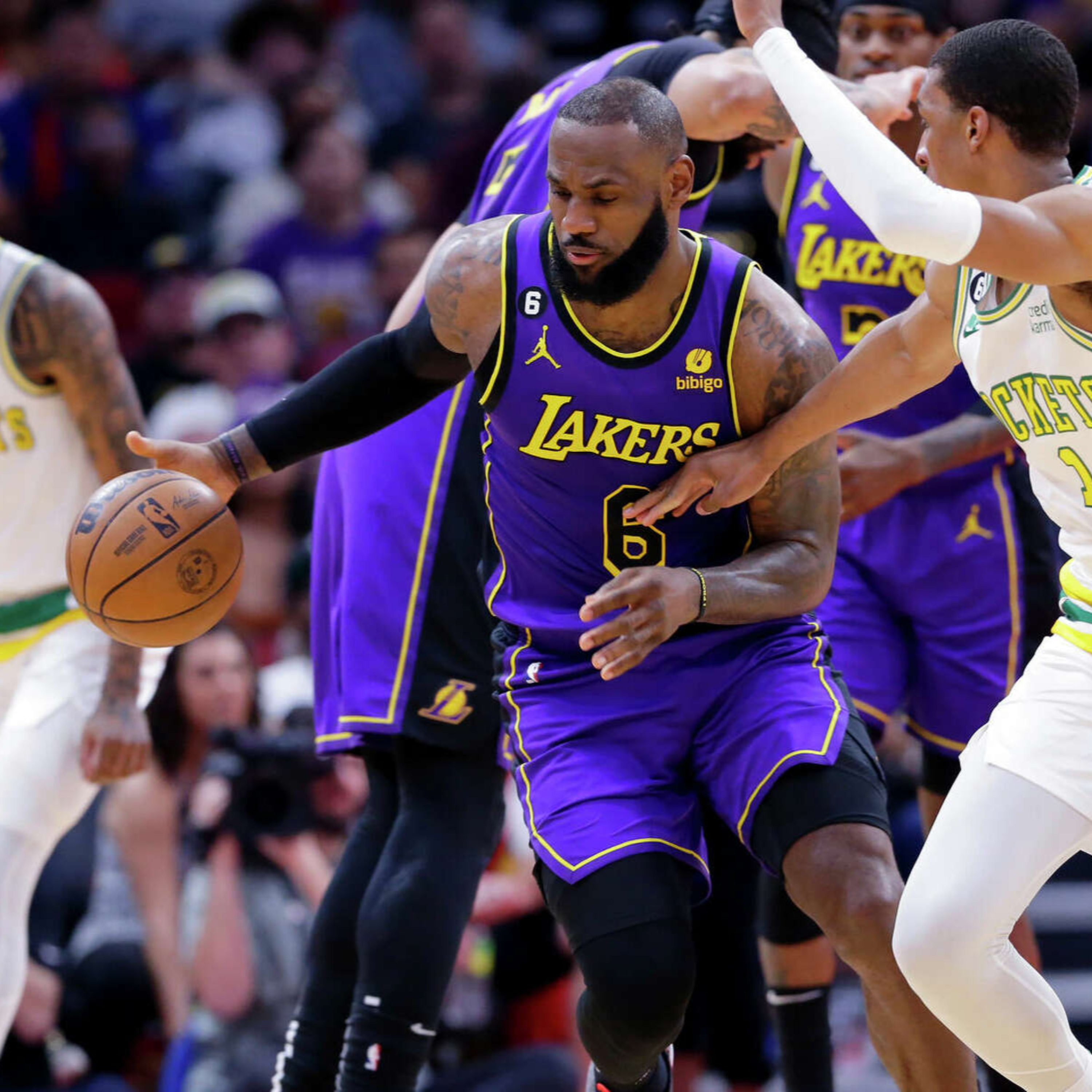 Lakers-Rockets Rematch! Lakers Crash the Rockets! Group Chat!