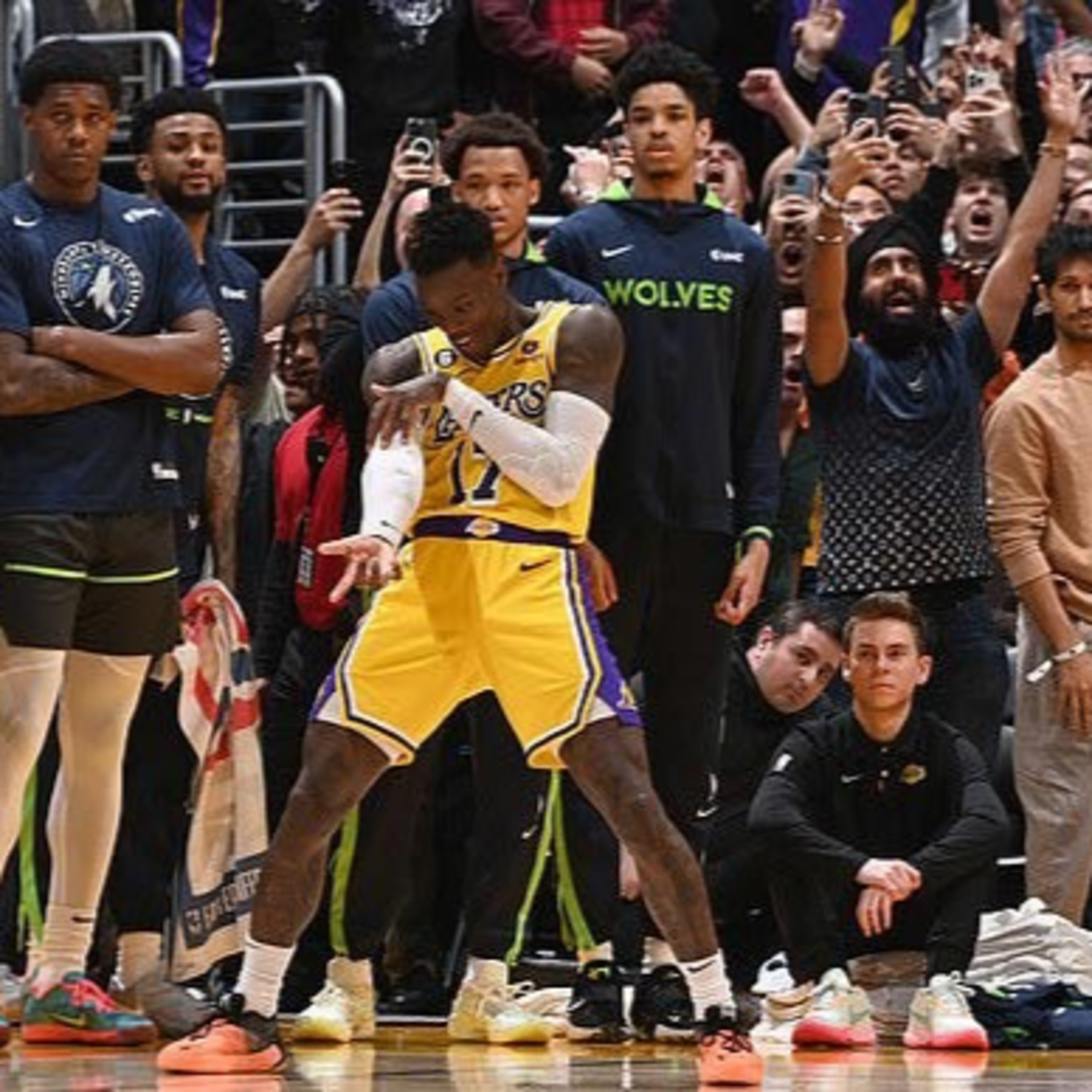 Lakers-T-Wolves Recap! The Lakers Escape To Memphis With An OT Win! Group Chat!