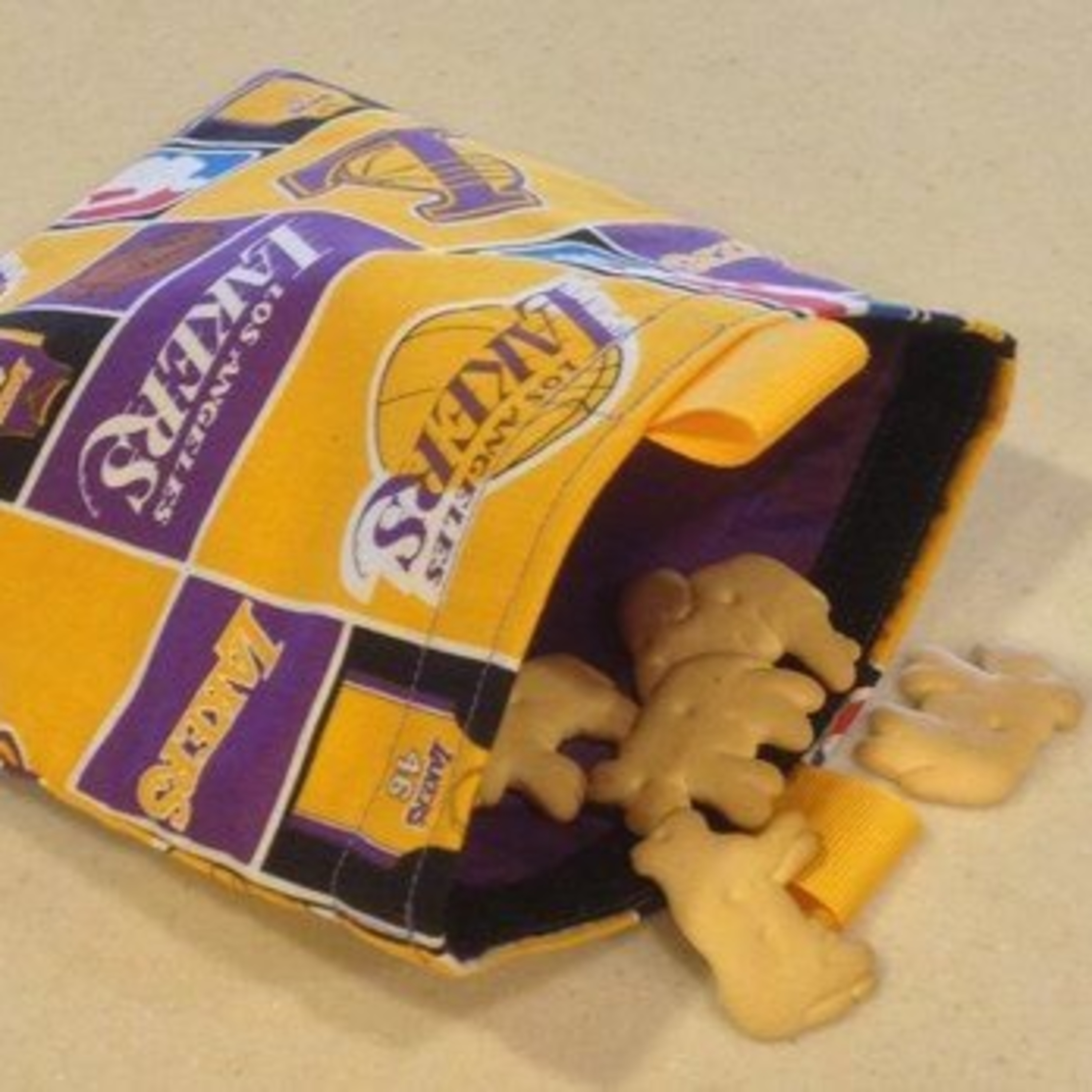 cover of episode Lakers Snack Pack- Are Two Bigs Better Than One To JJ?