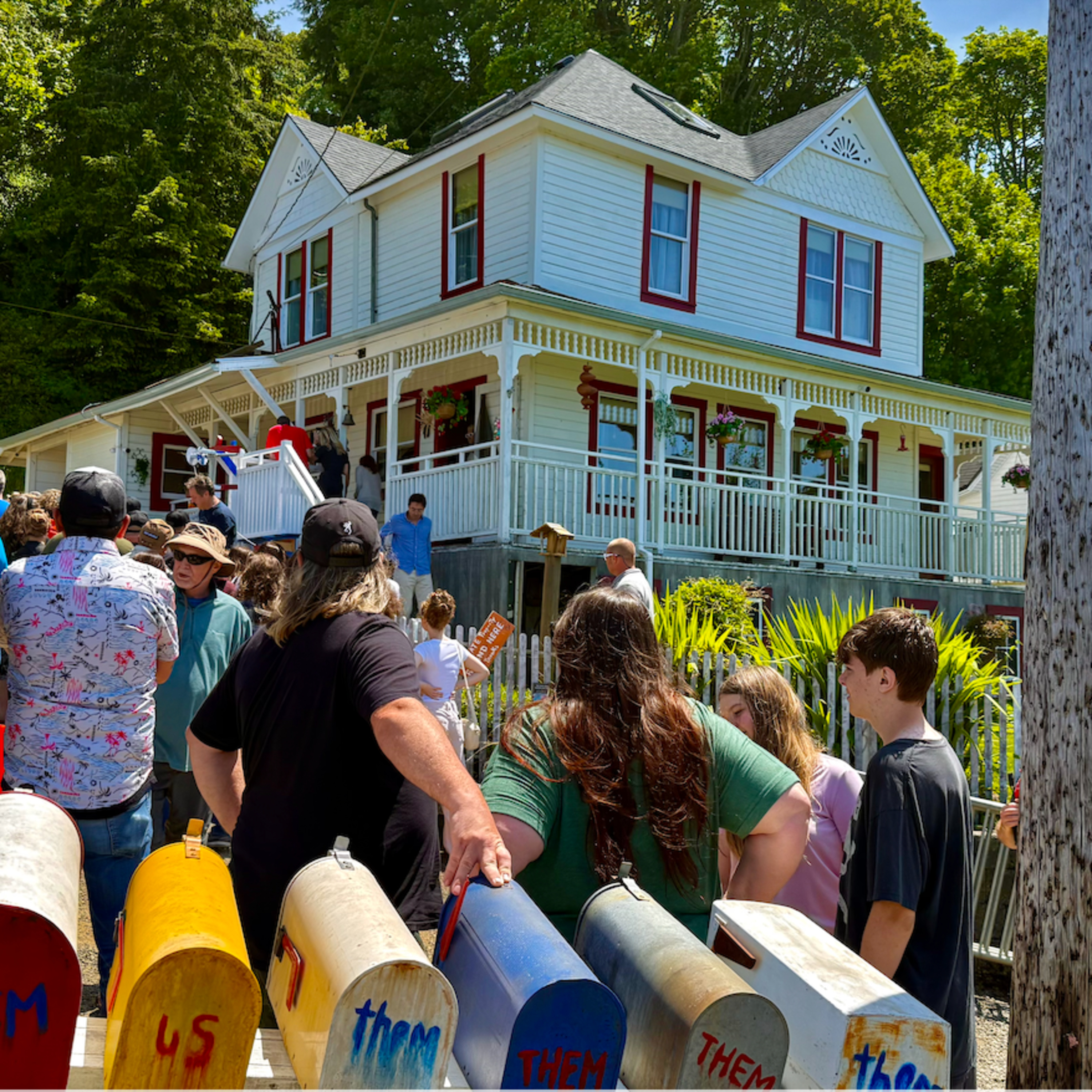 We went INSIDE the newly restored Goonies House! + J is back!! - LNP595 episode artwork