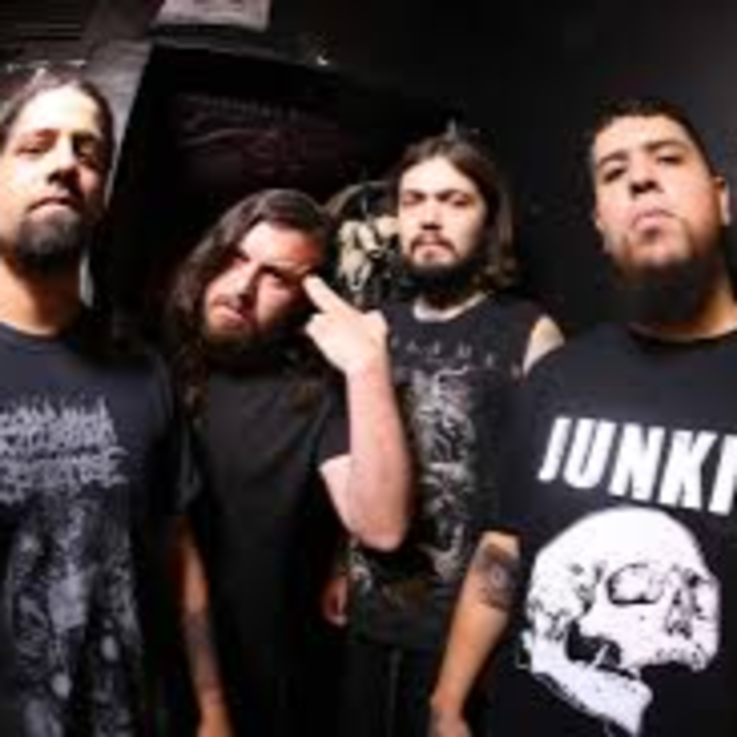 Escucha "Nación suicida": el nuevo disco de Todos Los Muertos episode artwork