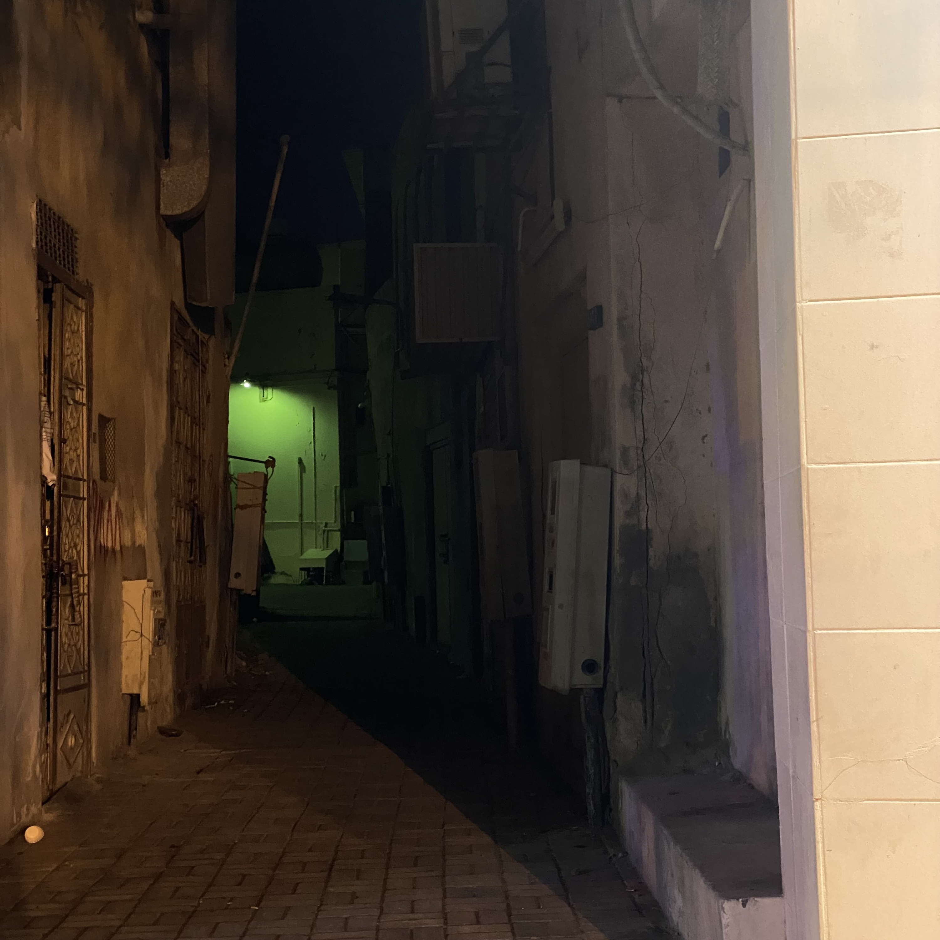 ١٤٤| الضياع 
