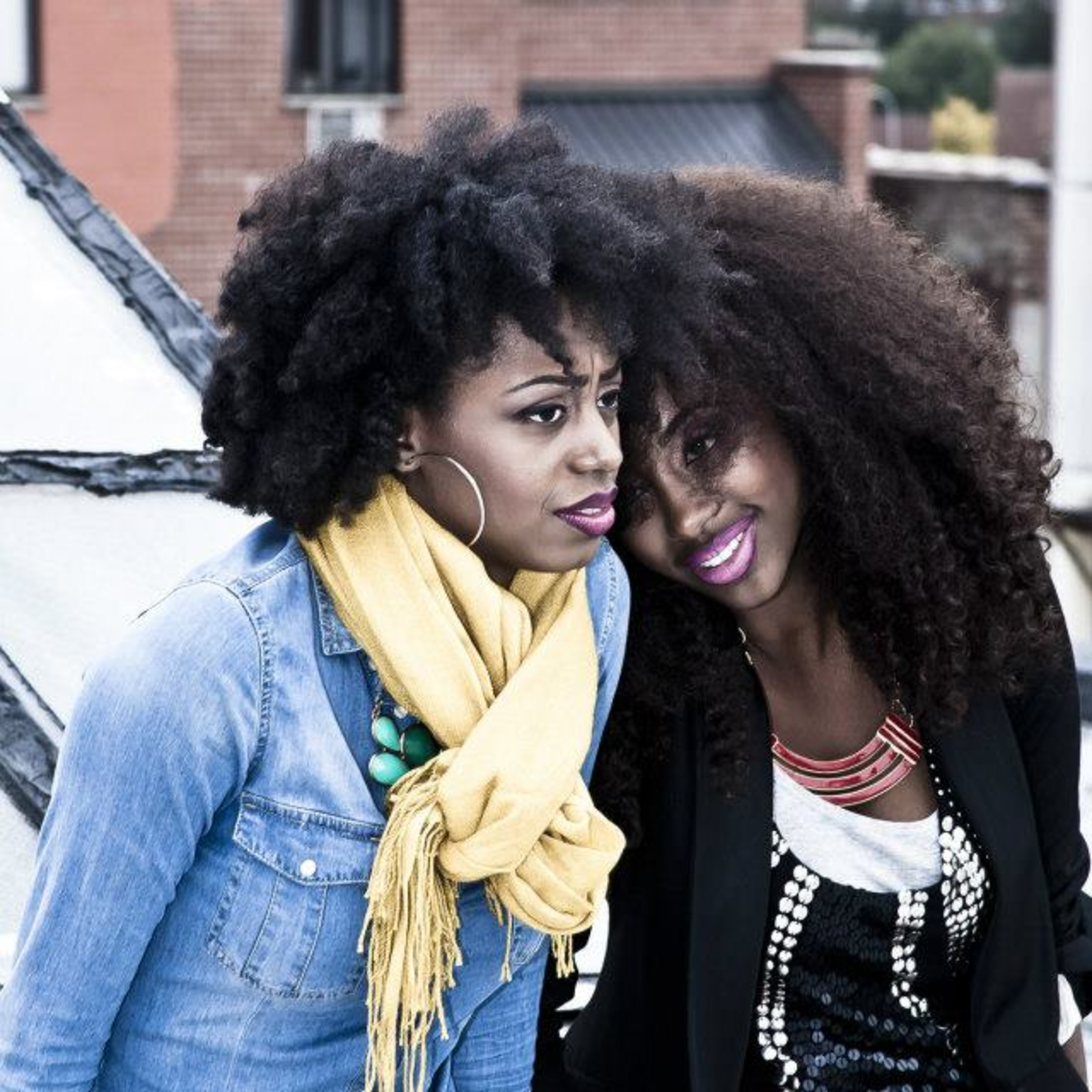 6ep35 - Show#285 Eden & Elisa of C.O.R.E Magazine (2013) interview on Nexxlegacy