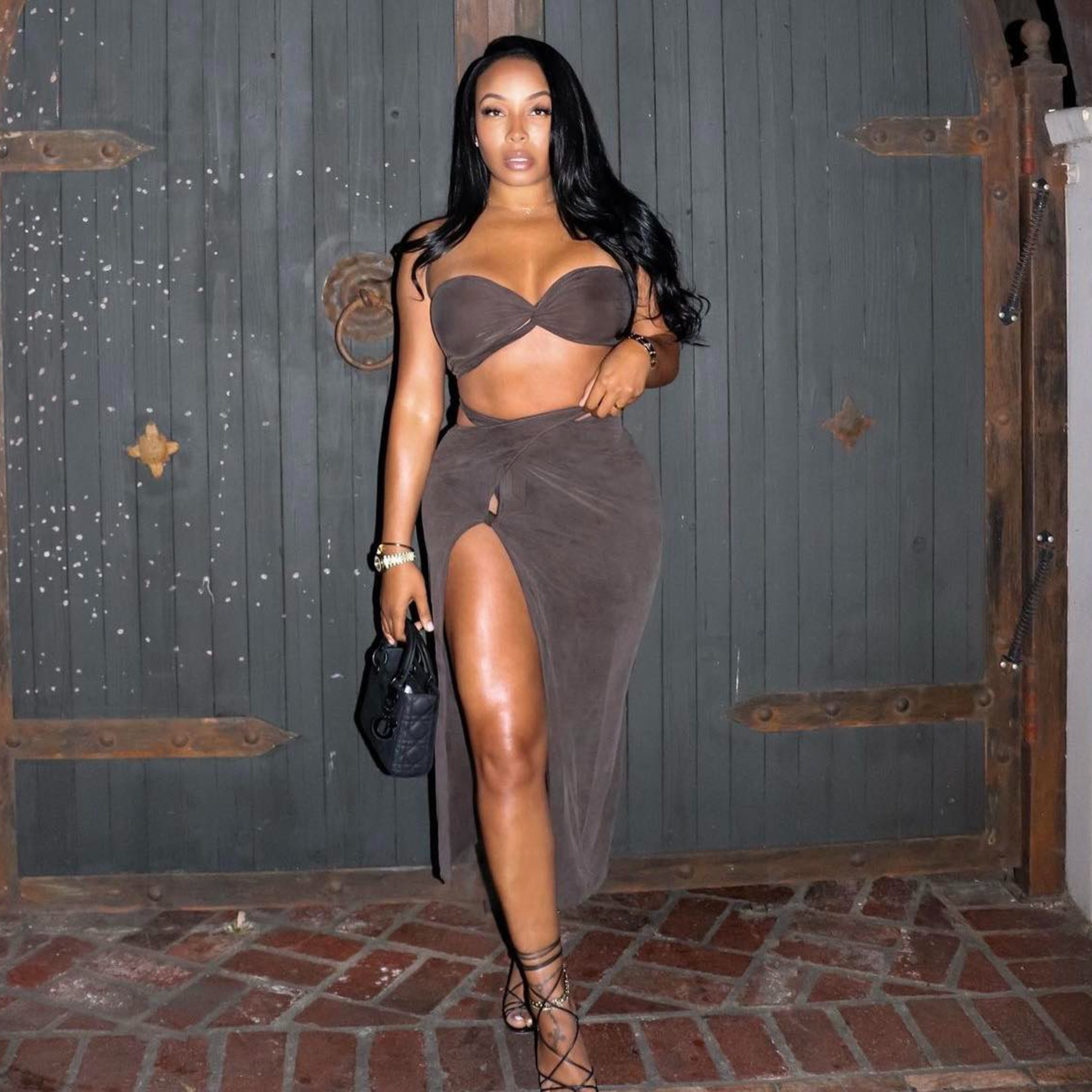 8ep3 - Show#353 Guest: Leah Minor aka Cashmere Interview on Nexxlegacy