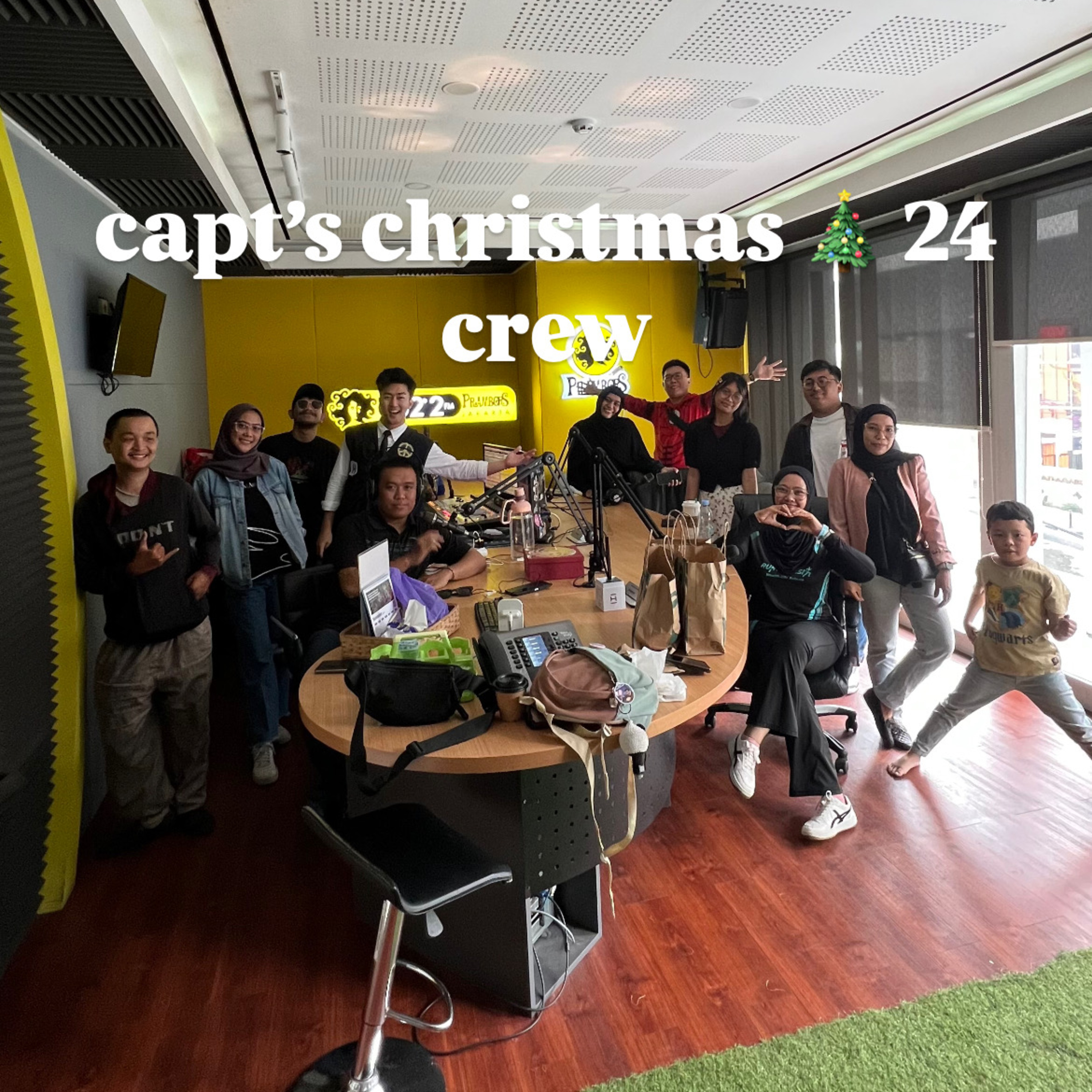 day 755. CAPT'S COCKPIT SESSION w/ nicki minaj + laufey + christmas crew + time machine episode artwork