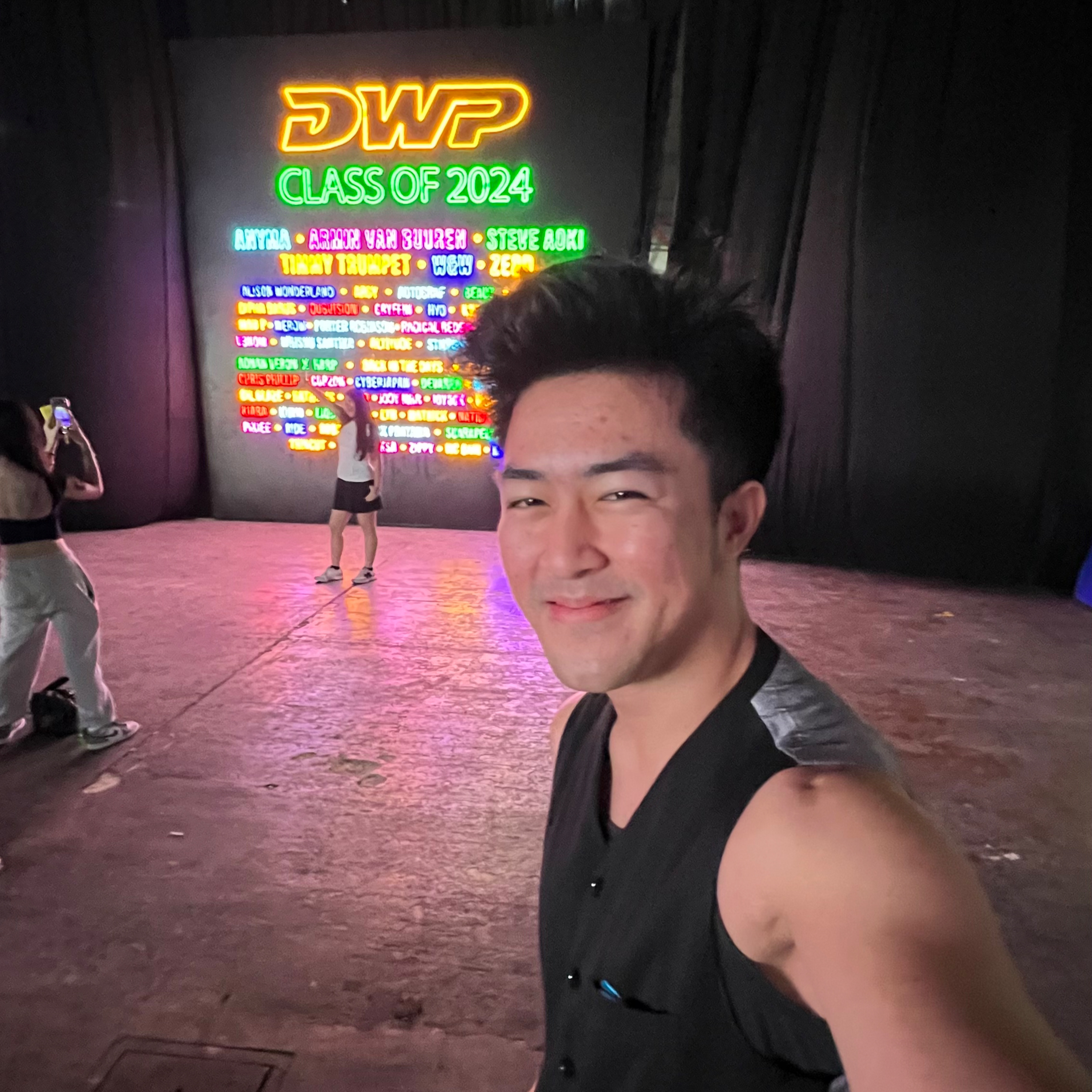 day 761. CAPT'S WEEKEND CLUB: zedd: setlist telos tour / dpr: setlist the dream reborn tour / a tori kelly christmas / westlife... allow us to be frank episode artwork