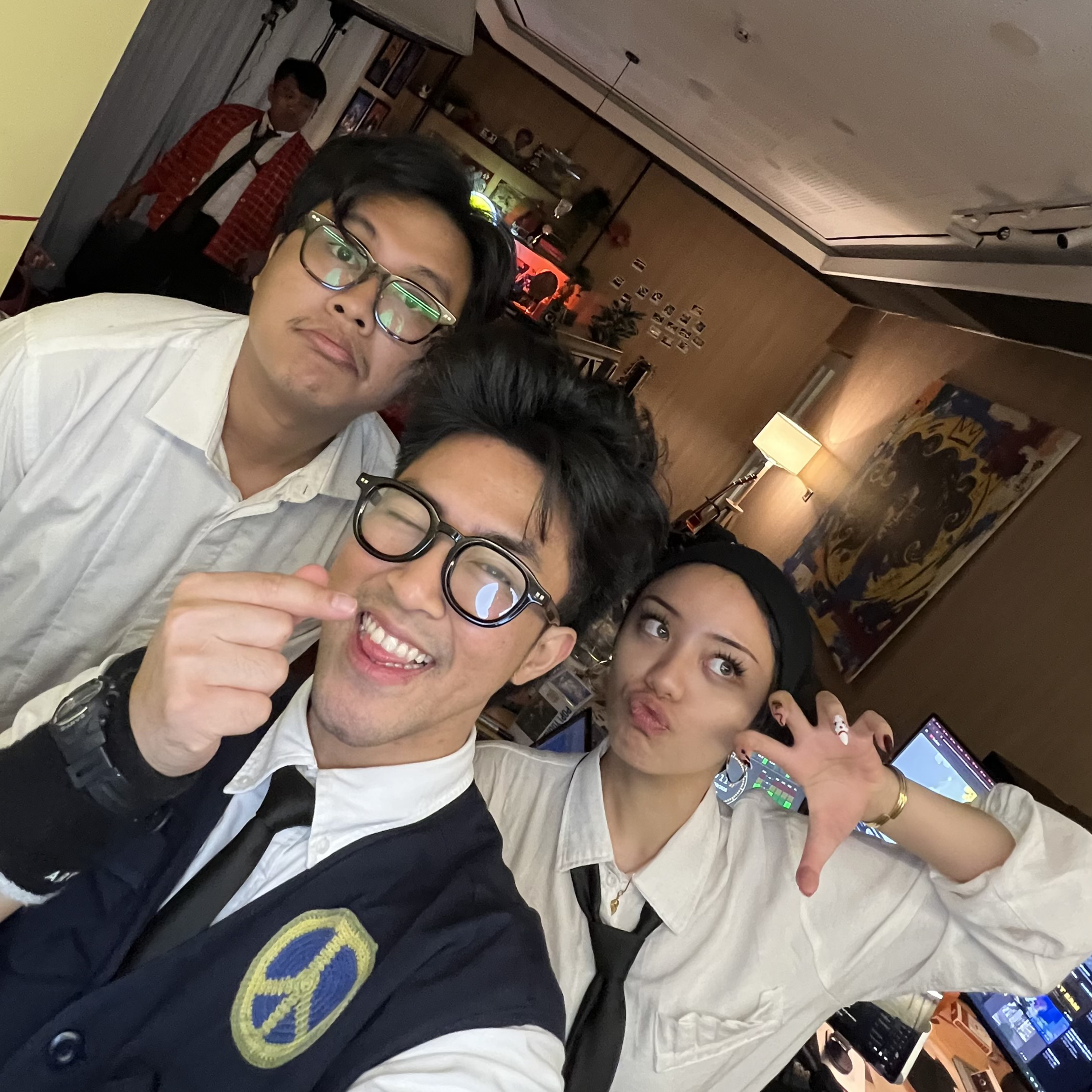 JUMAT CAPT1400: ARSHIYA + ABI + CHIPE COCKPIT SESH: DATE NIGHT FLIGHT episode artwork