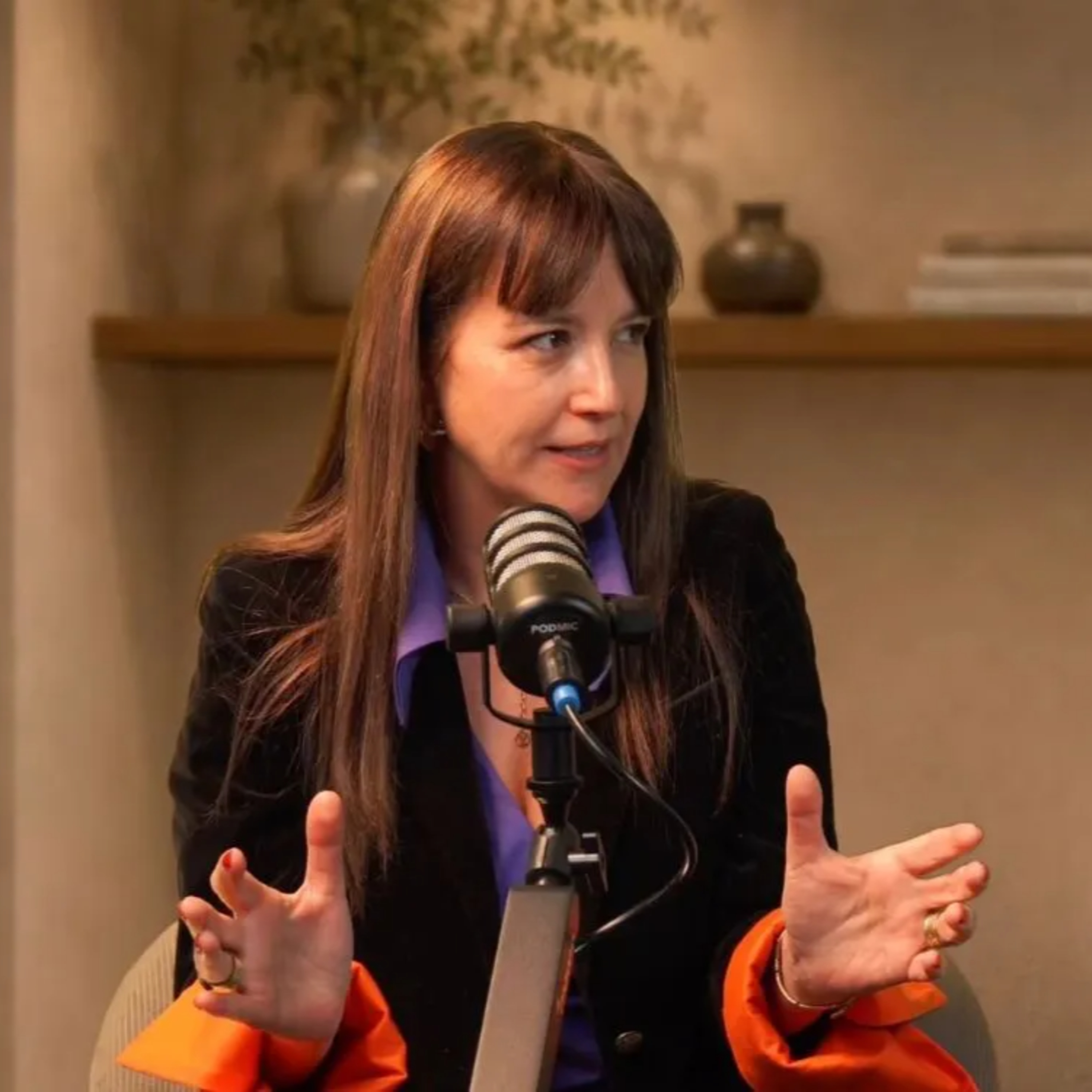 #175: ¿Por qué la educación financiera puede evitar que pierdas dinero?, Con Catherine Ruz, socia fundadora y presidenta de Grey Capital. episode artwork