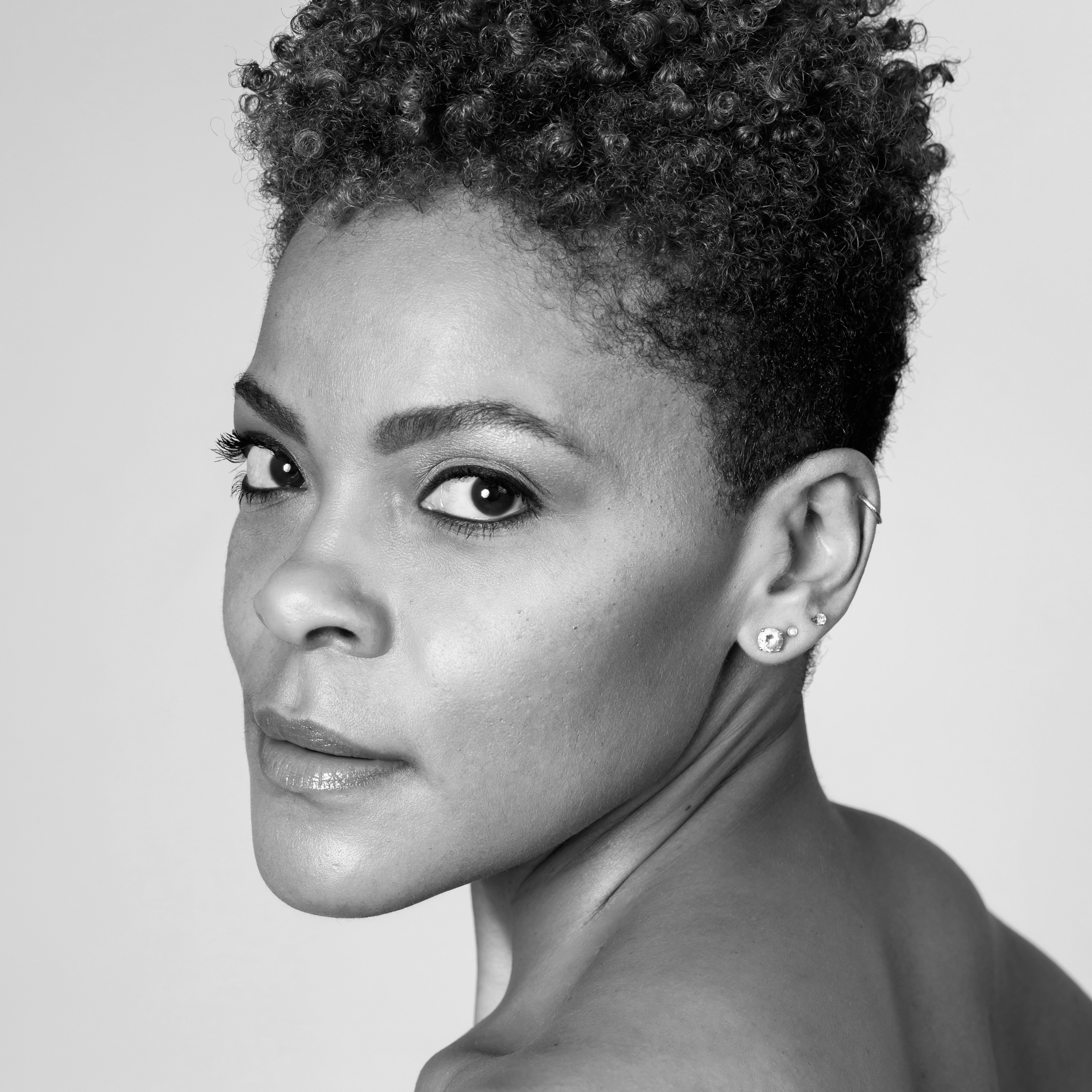 The Success Chronicles Hangout and Highlight with Mayra Bullock