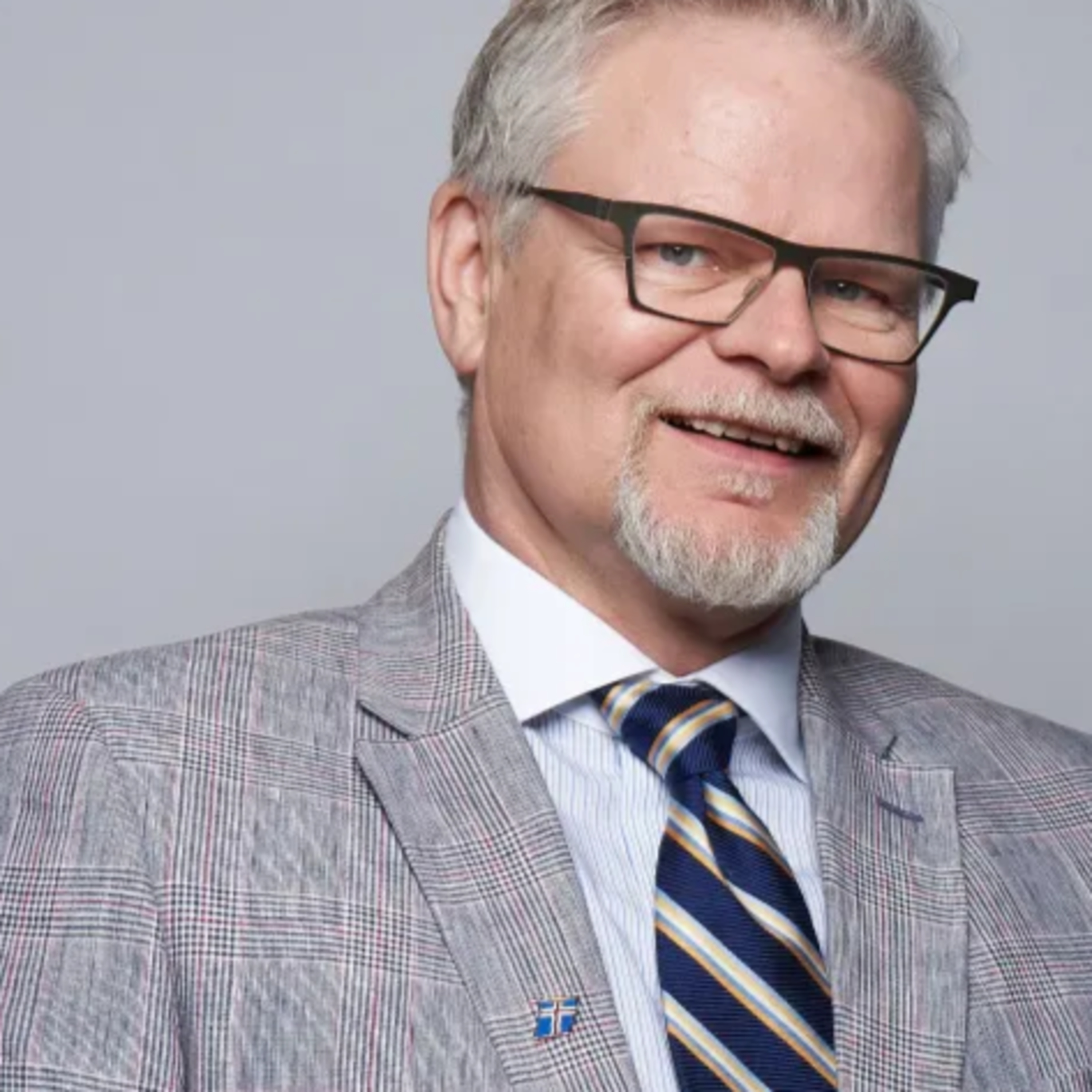Mr Einar Steinsson, Honorary Consul of Iceland in Chicago (#3) episode artwork