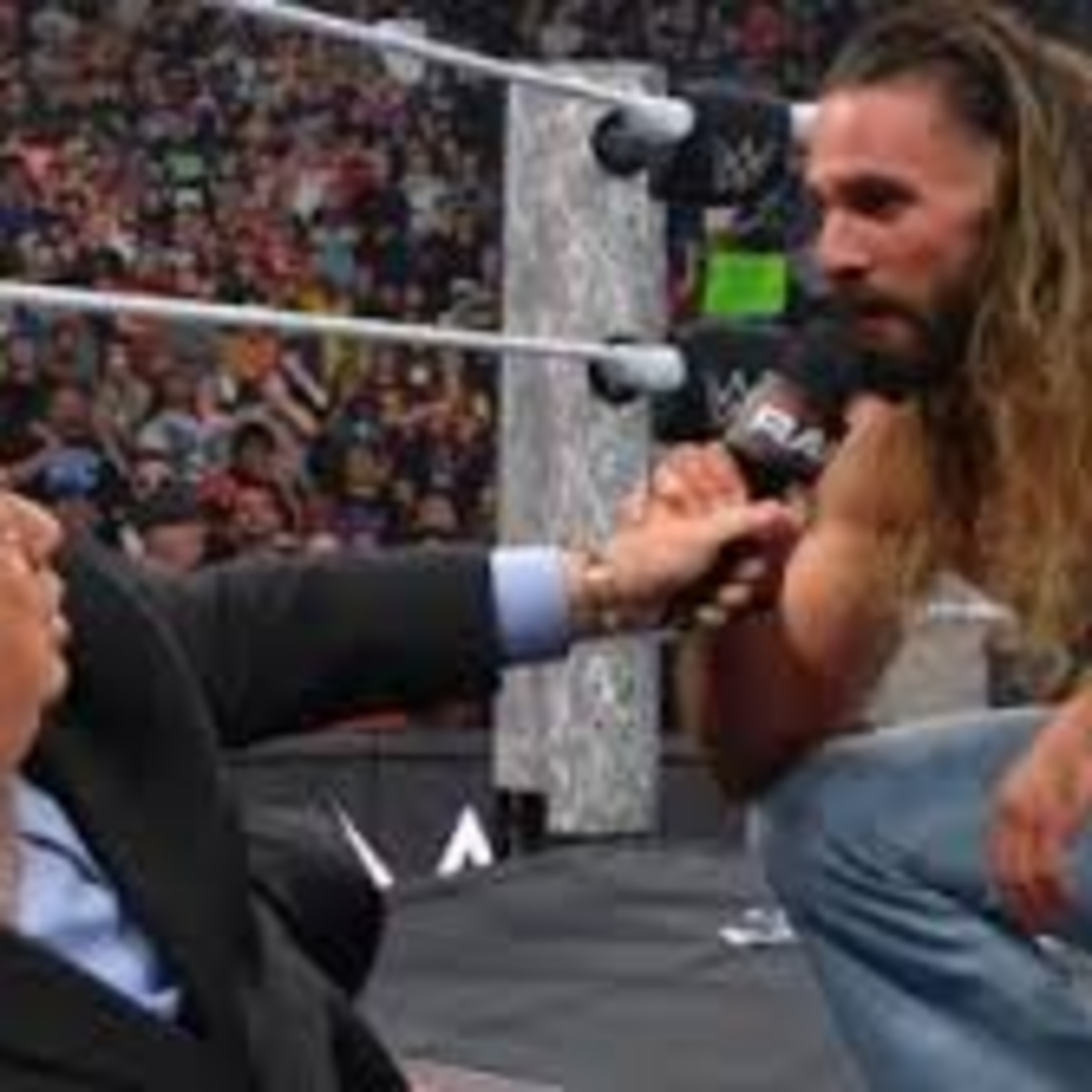 Monday Night Raw - Tell Me What's Your Favour!