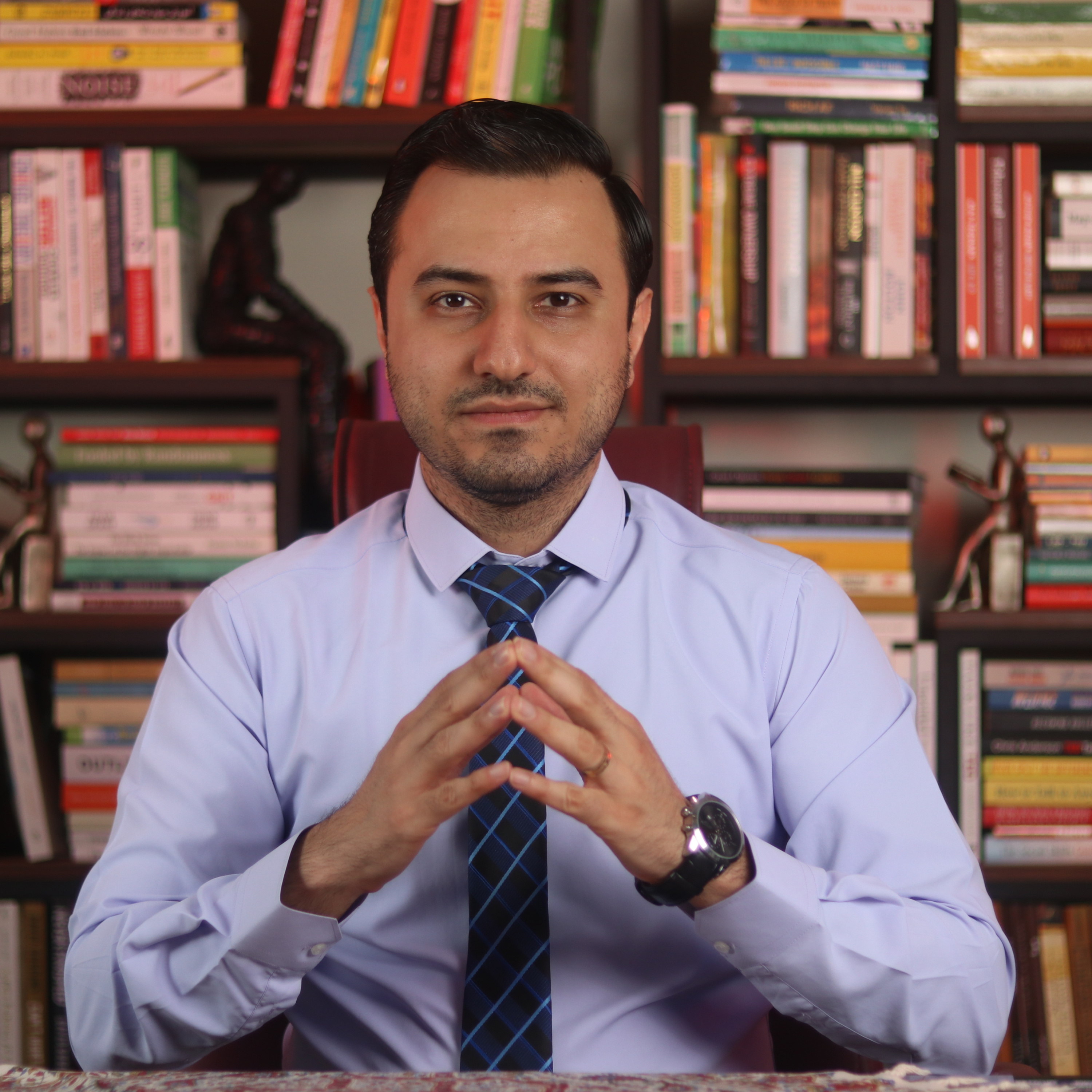 کاور مدلسازی و ژورنالنویسی کسب و کار