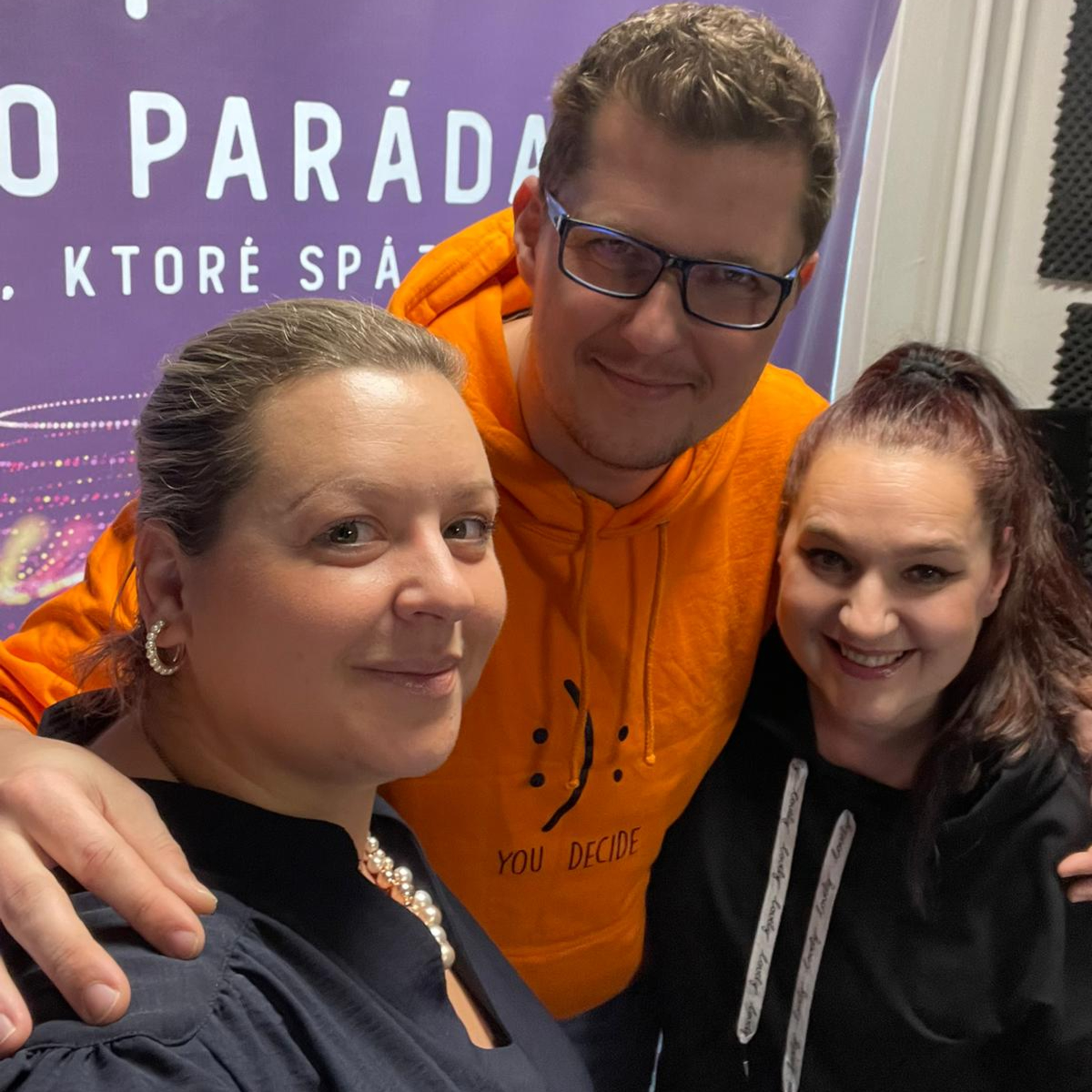 #010 Parádni Východniari: Adriana Totiková, režisérka, dramaturgička, herecká koučka aj vyhaľadavačka detských hereckých talentov episode artwork