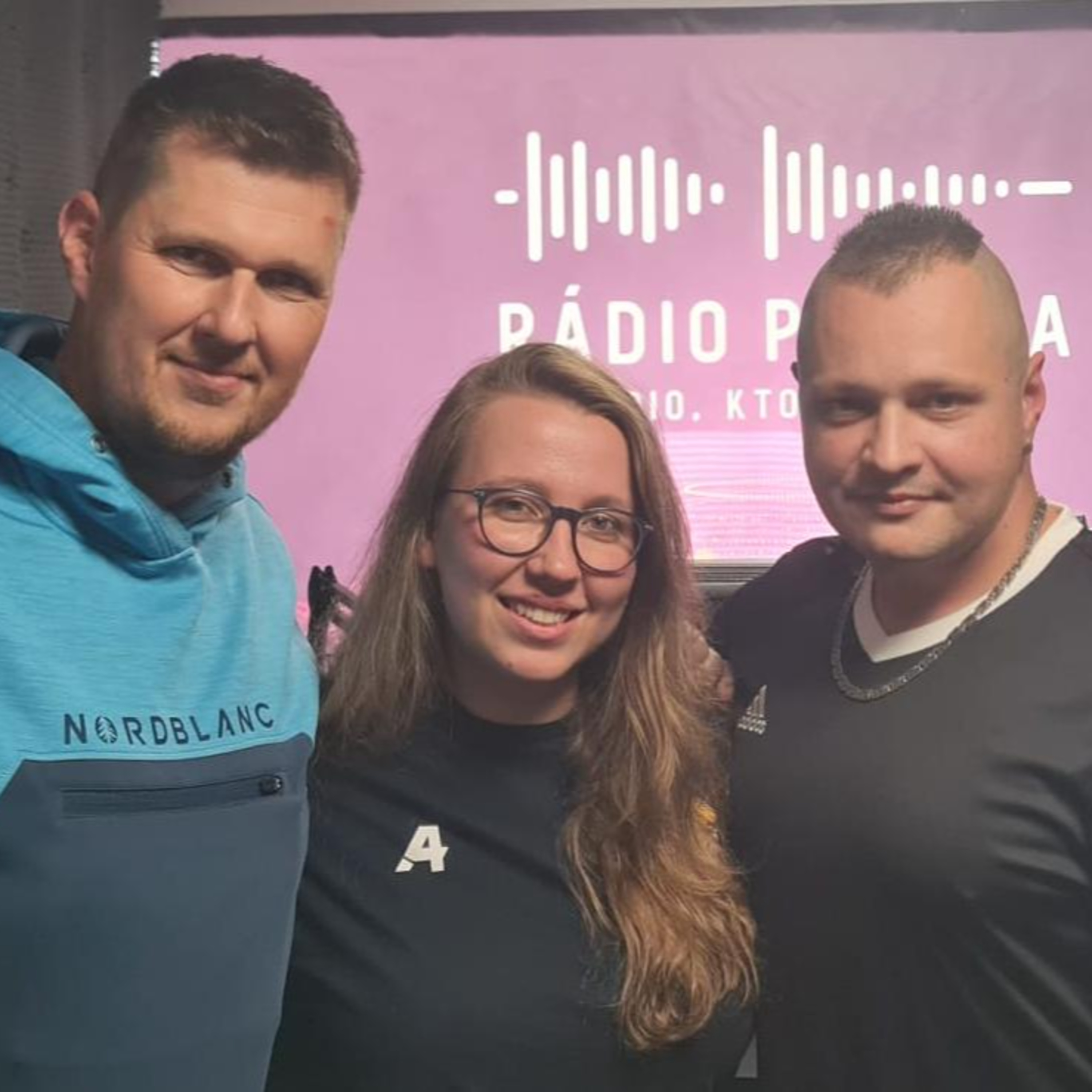 Rozhovory športovci: Zuzka Morozová a Laci Kovaľ, fyzioterapeutka a vedúci mužstva HC 19 Humenné episode artwork