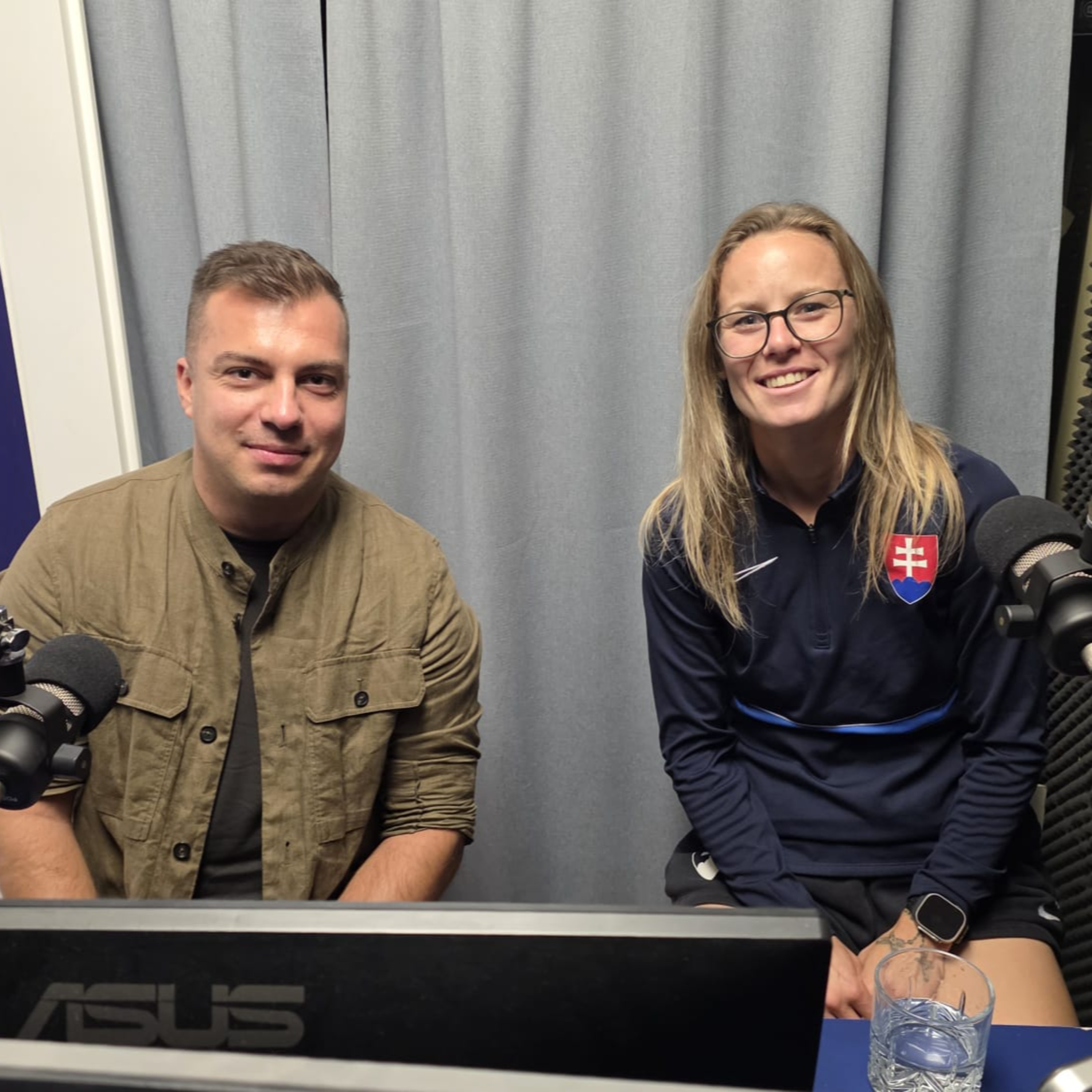 Rádio Paráda - rádio, ktoré spája