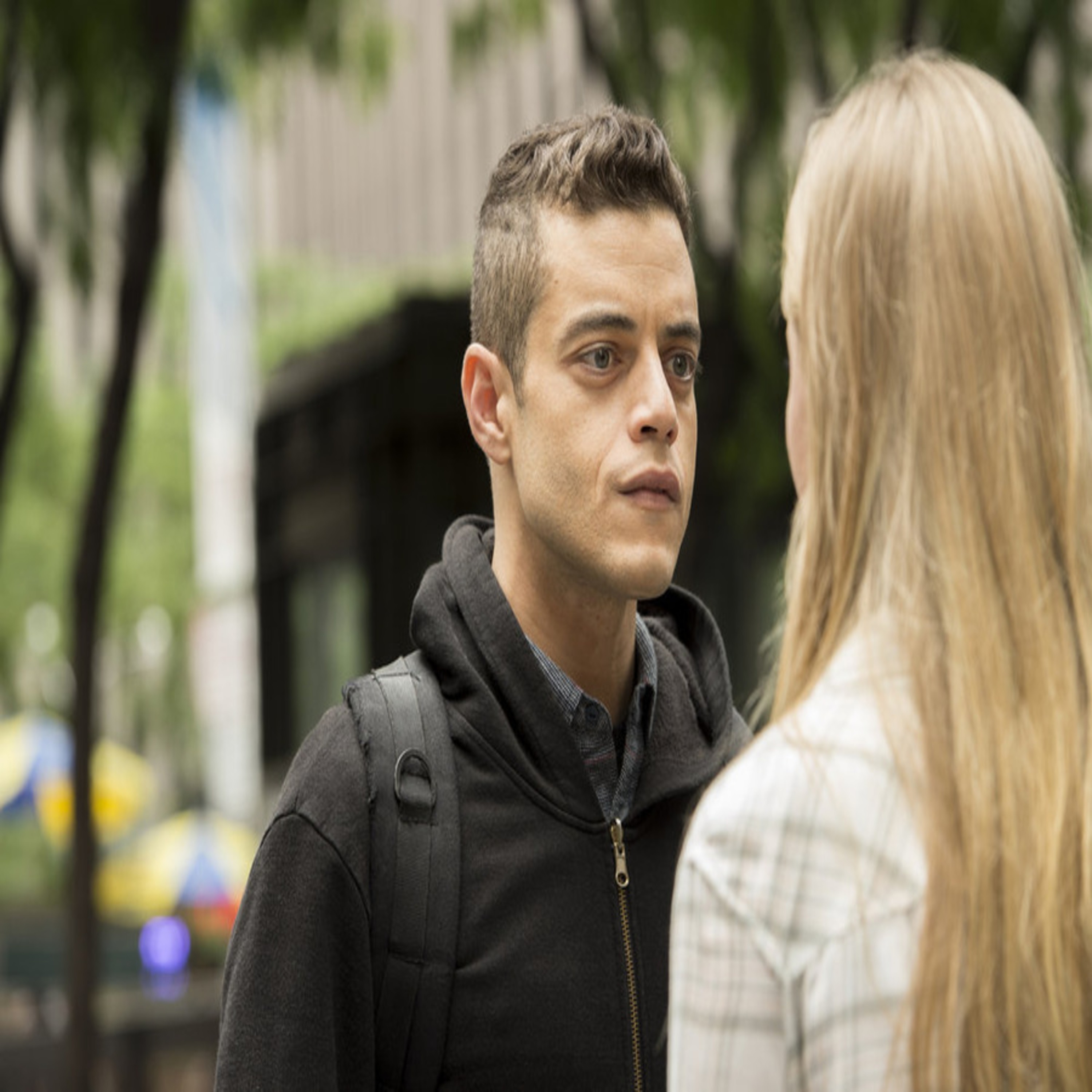 Mr. Robot S1 E8 | eps1.7_wh1ter0se.m4v | H3ll0, Fr1end: A Mr. Robot Podcast