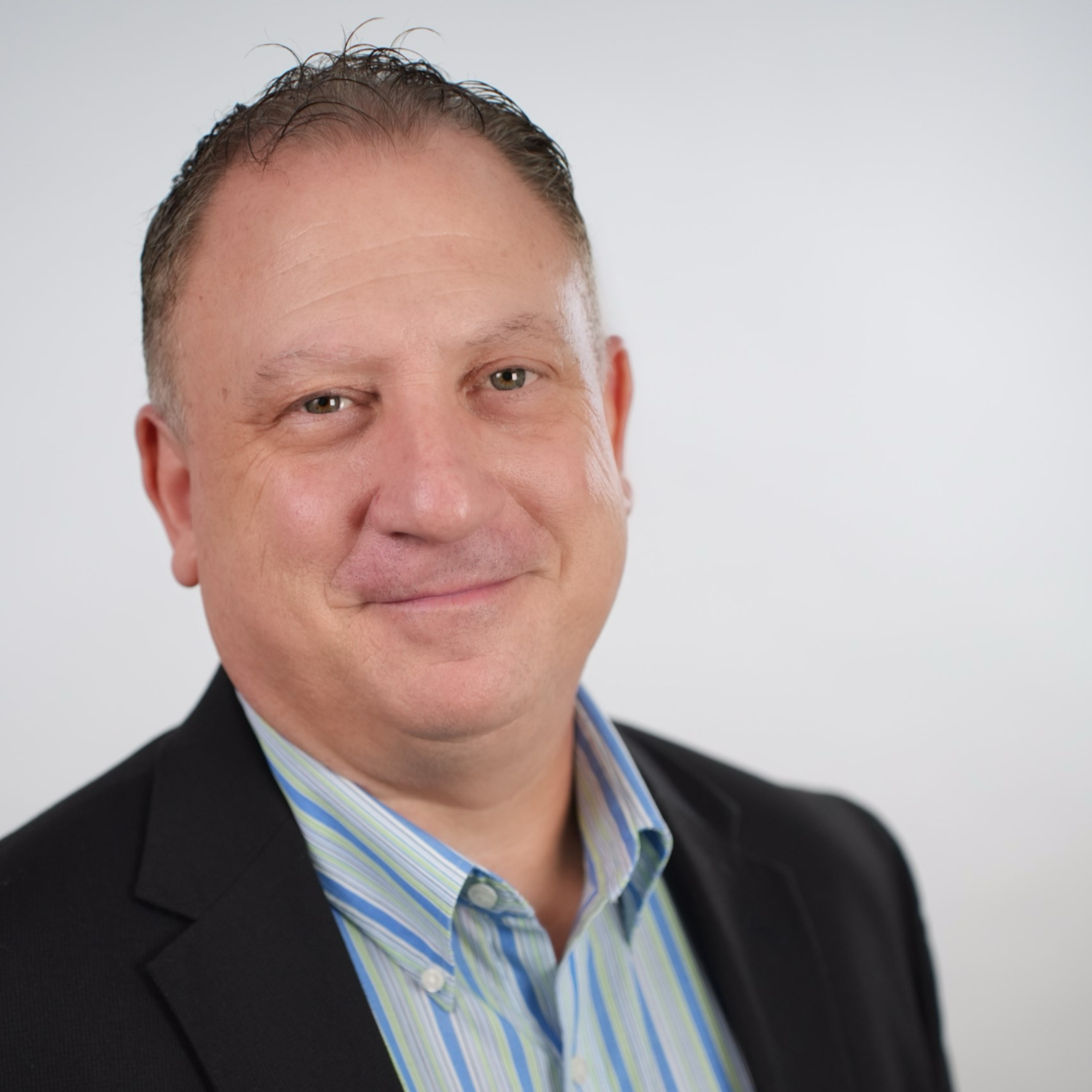 95. Dr. Geoff Neuman from the State College of Florida discusses his career, his teaching, performing, and philosophy. episode artwork