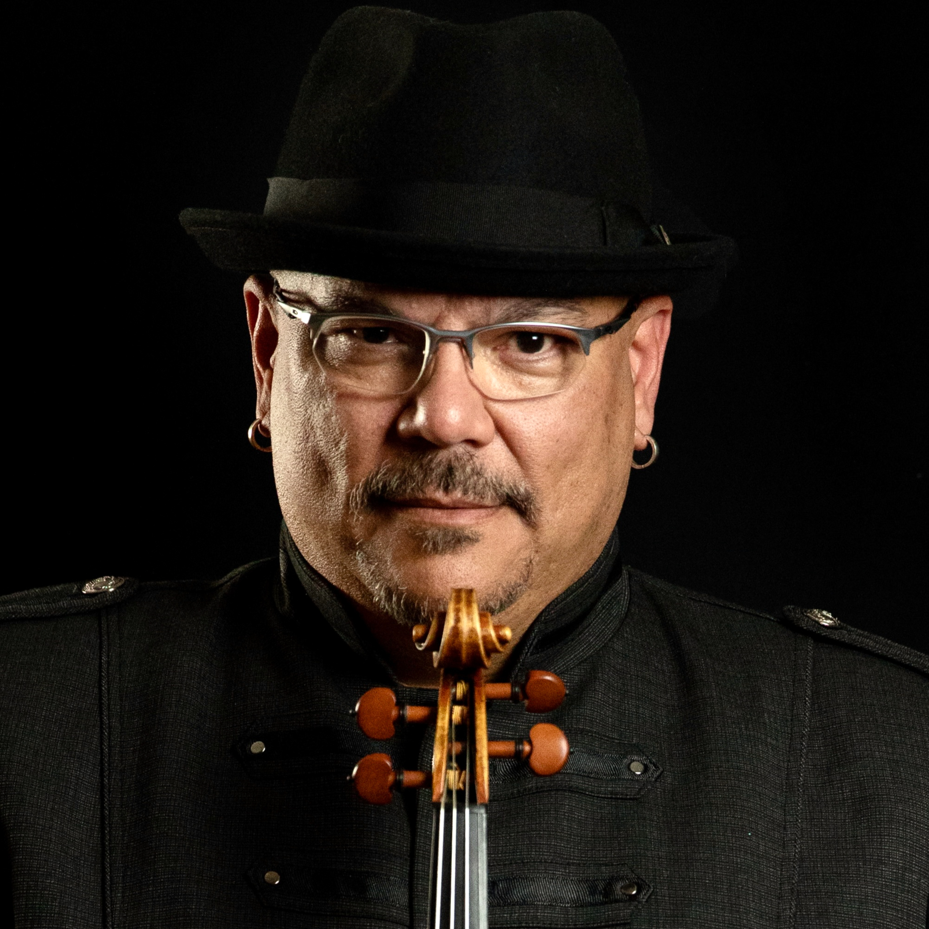 99. Jesús Florido discusses his roots in El Sistema and his journey performing and teaching all over the globe. episode artwork