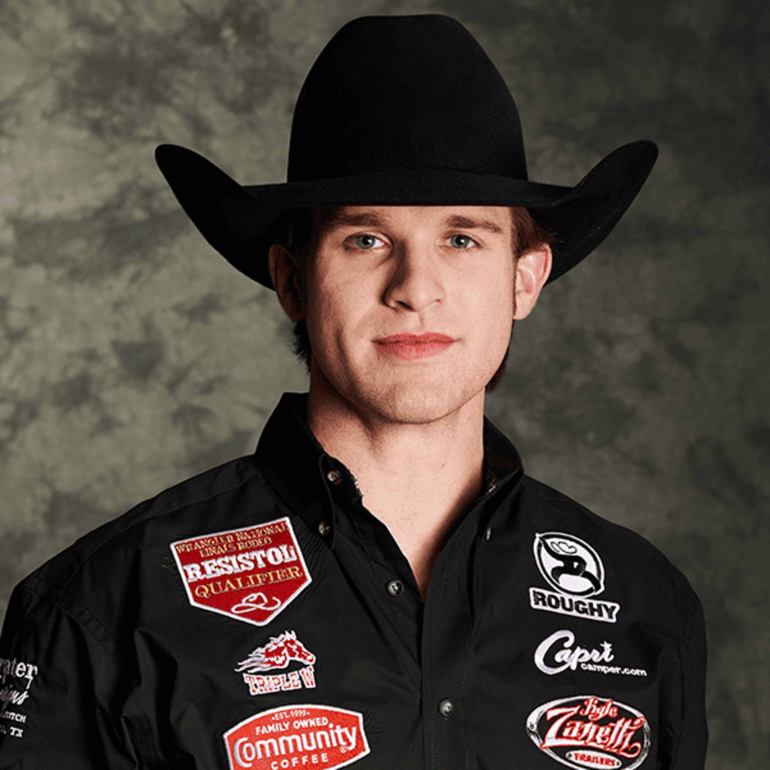 EP #19 - Leighton Berry (#3 World Bareback Rider)