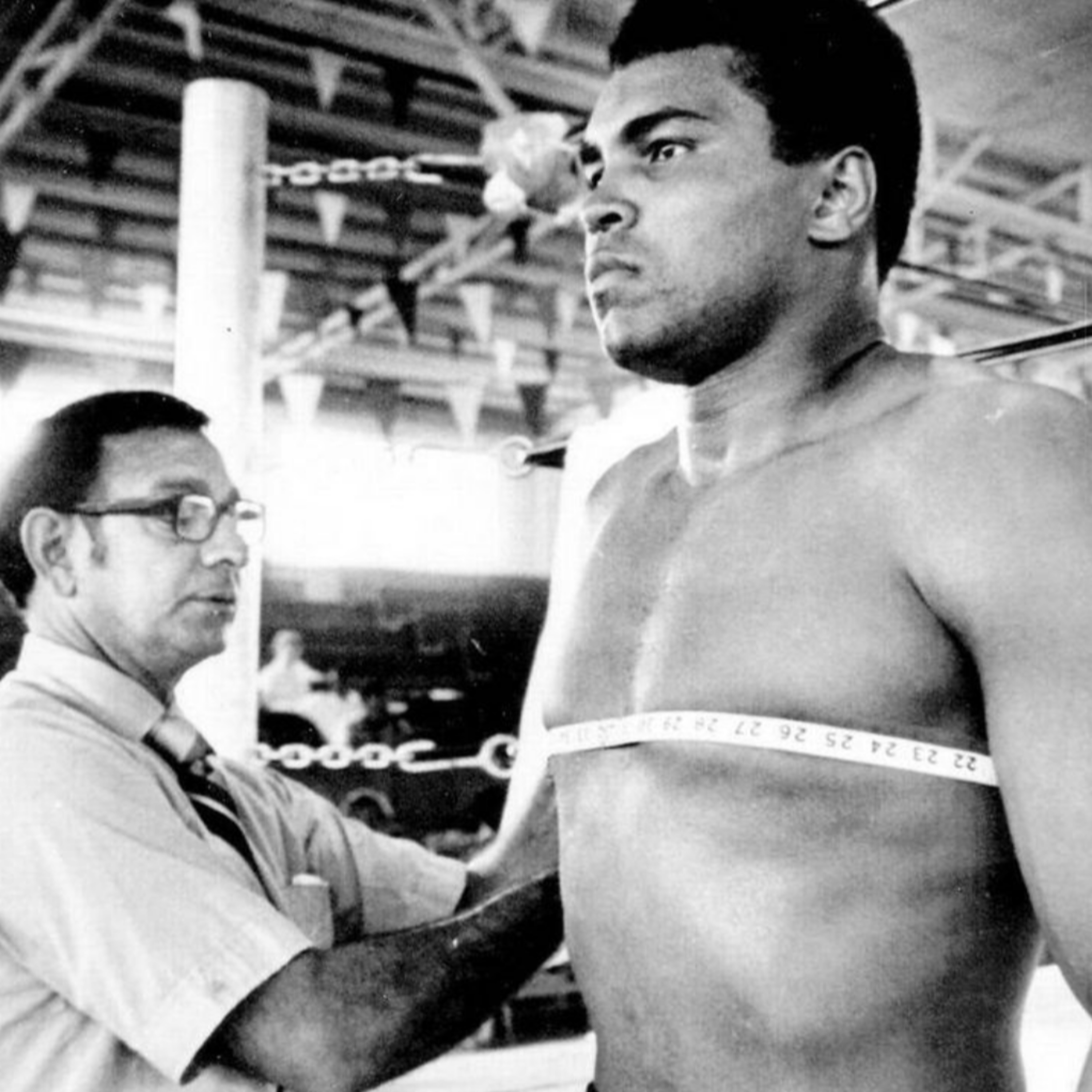 Steve Bunce on Sugar Ray Leonard “Around the World in 80 Fights" episode artwork