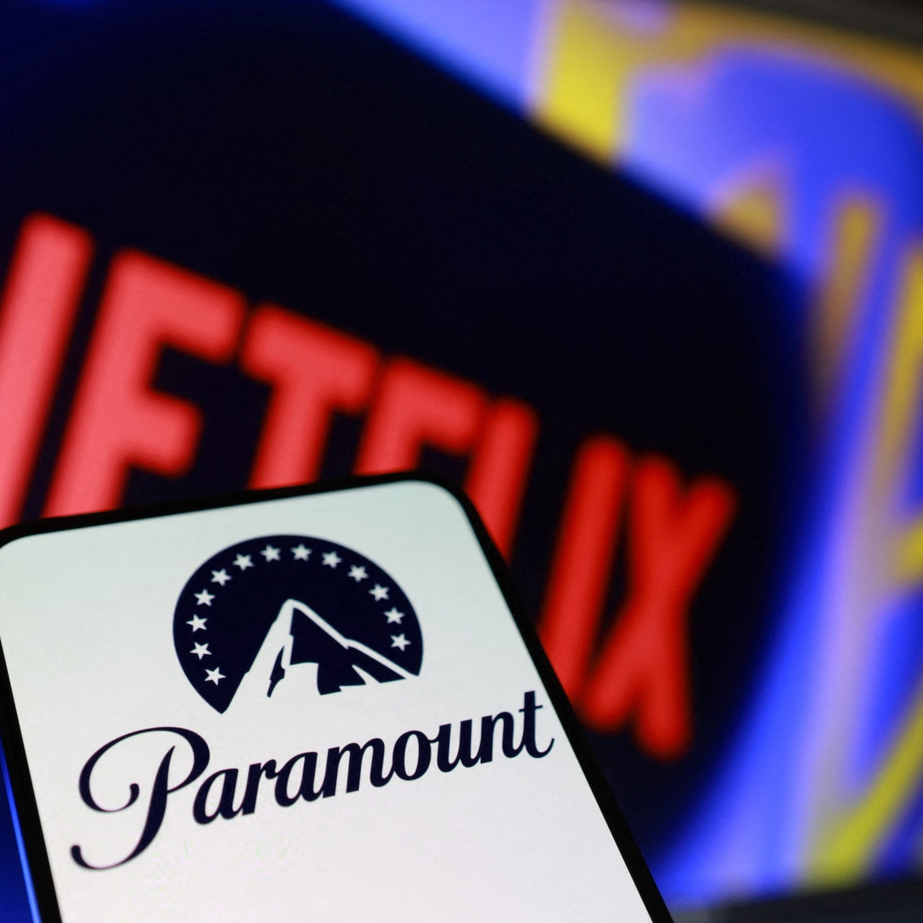 The Q and A Podcast 301: Spotify Wrapped, Netflix vs Paramount, and Actual MLB Deals??? episode artwork