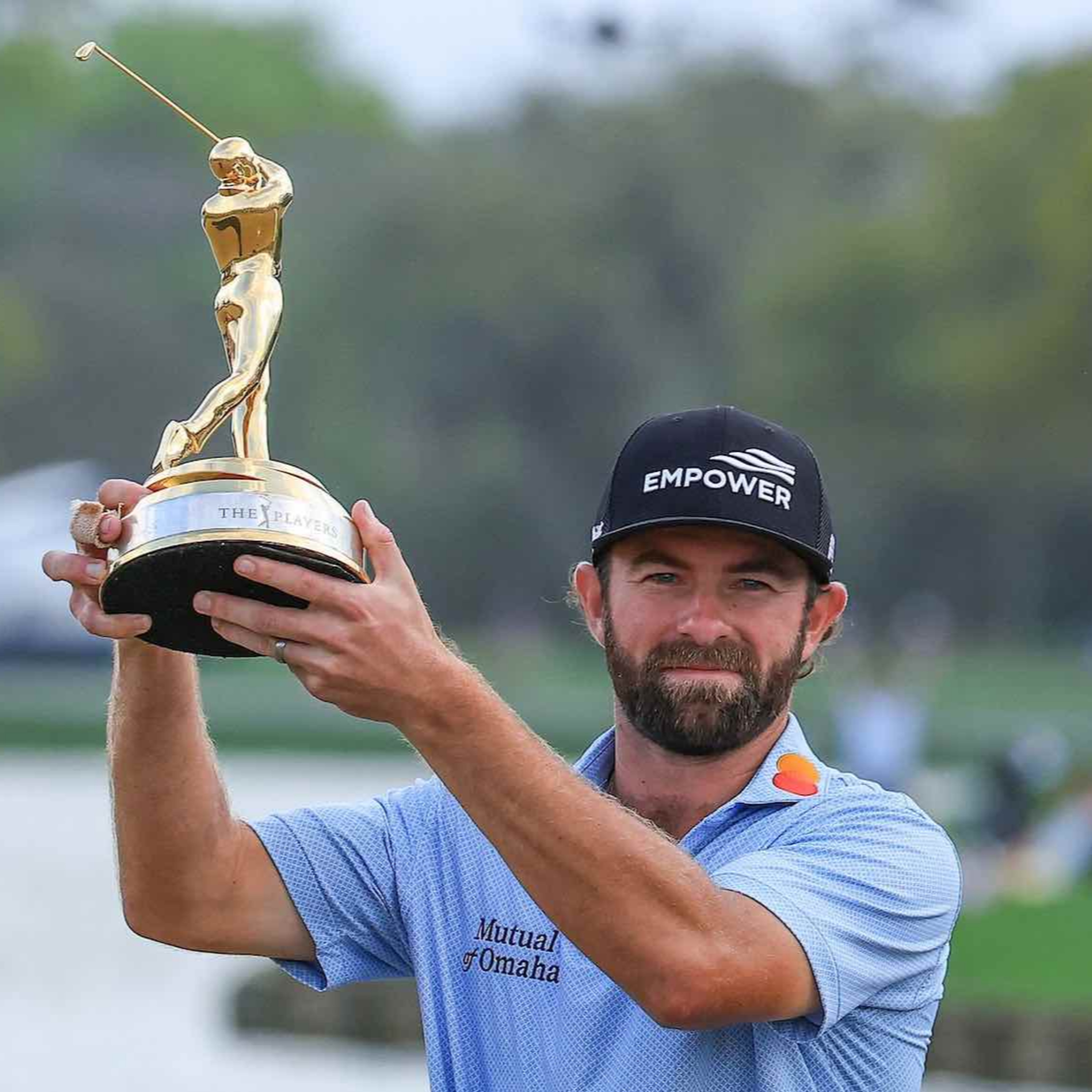 En el corral de Magnolia Lane no caben más gallos