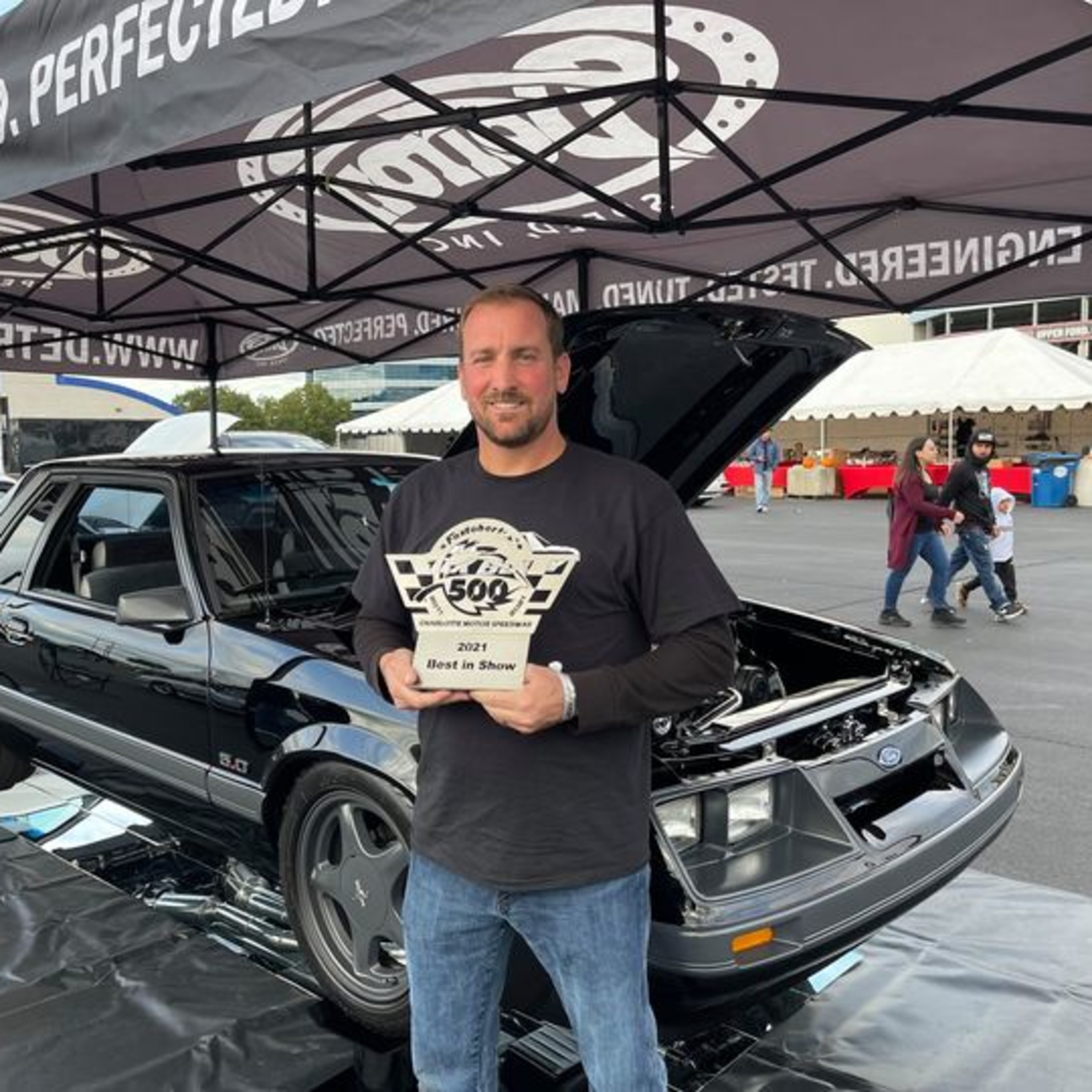 Who Wins TWO Best In Show Foxtoberfest Awards? Mark Schlitzkus DOES! @SCHLITZ_GARAGE episode artwork