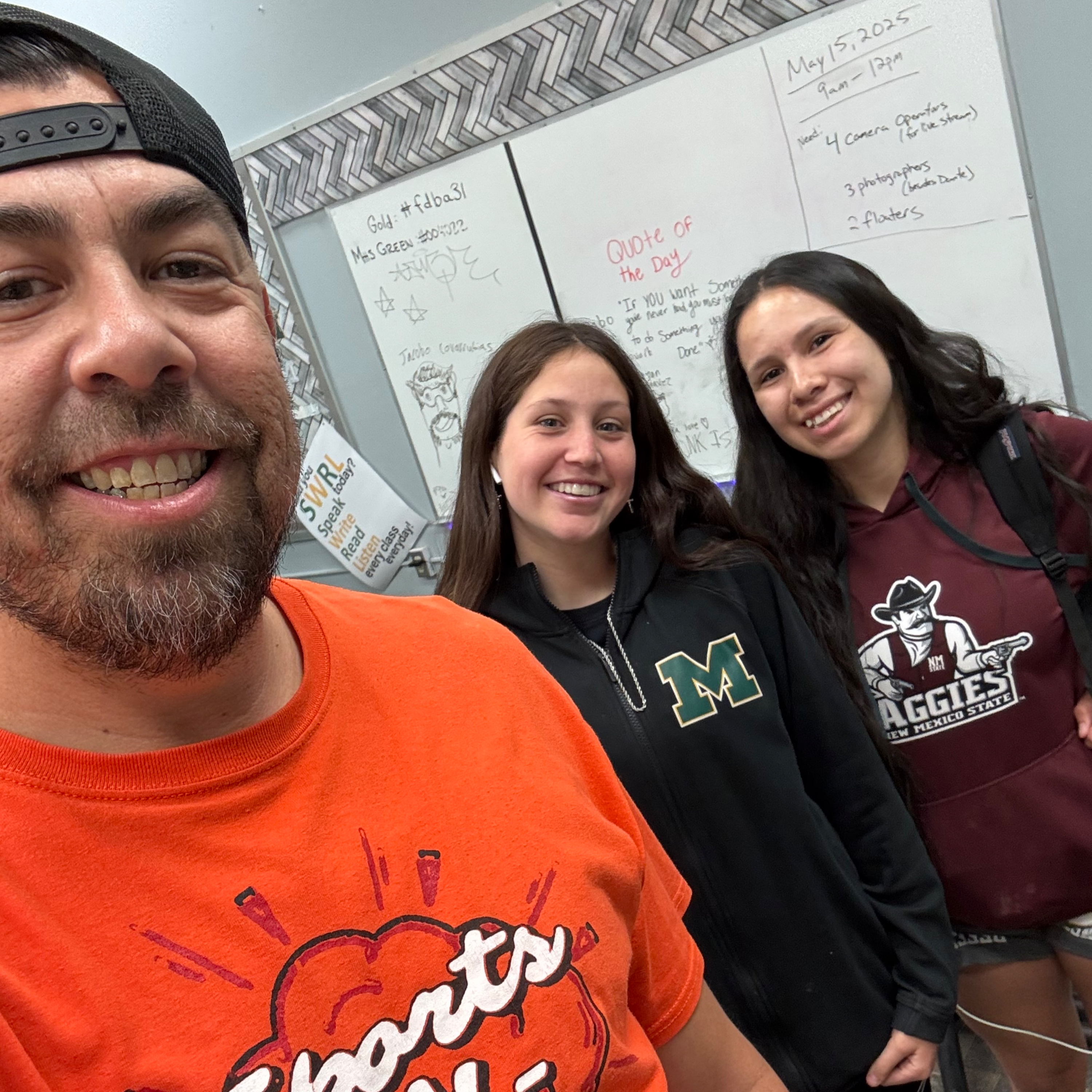 Sports-N-More Podcast - Jaylene & Serena (Mayfield Girls Basketball/@MayfieldHQ) - Episode 252 episode artwork