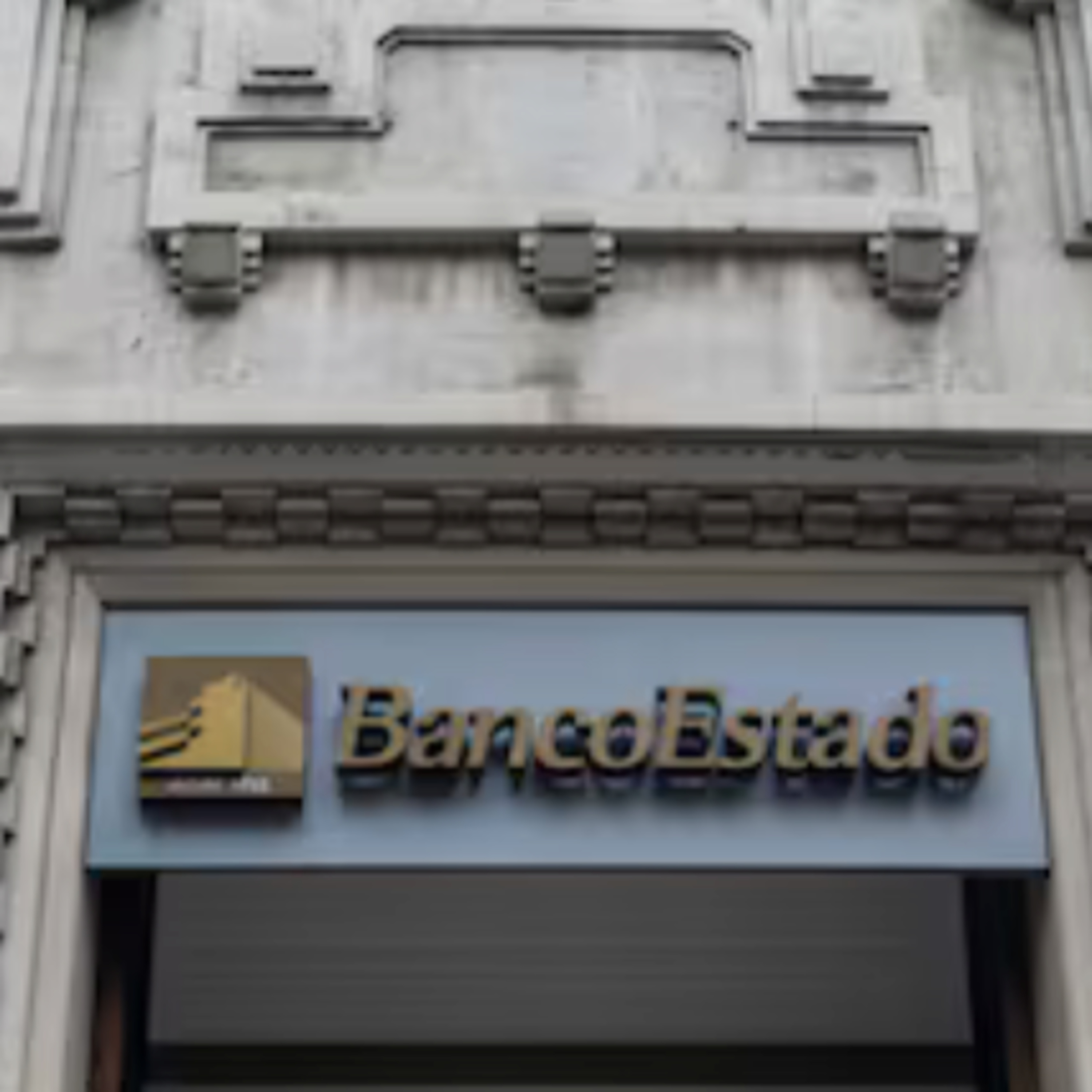 📢 Crecen las movilizaciones: BancoEstado, minería y sector productivo en tensión episode artwork