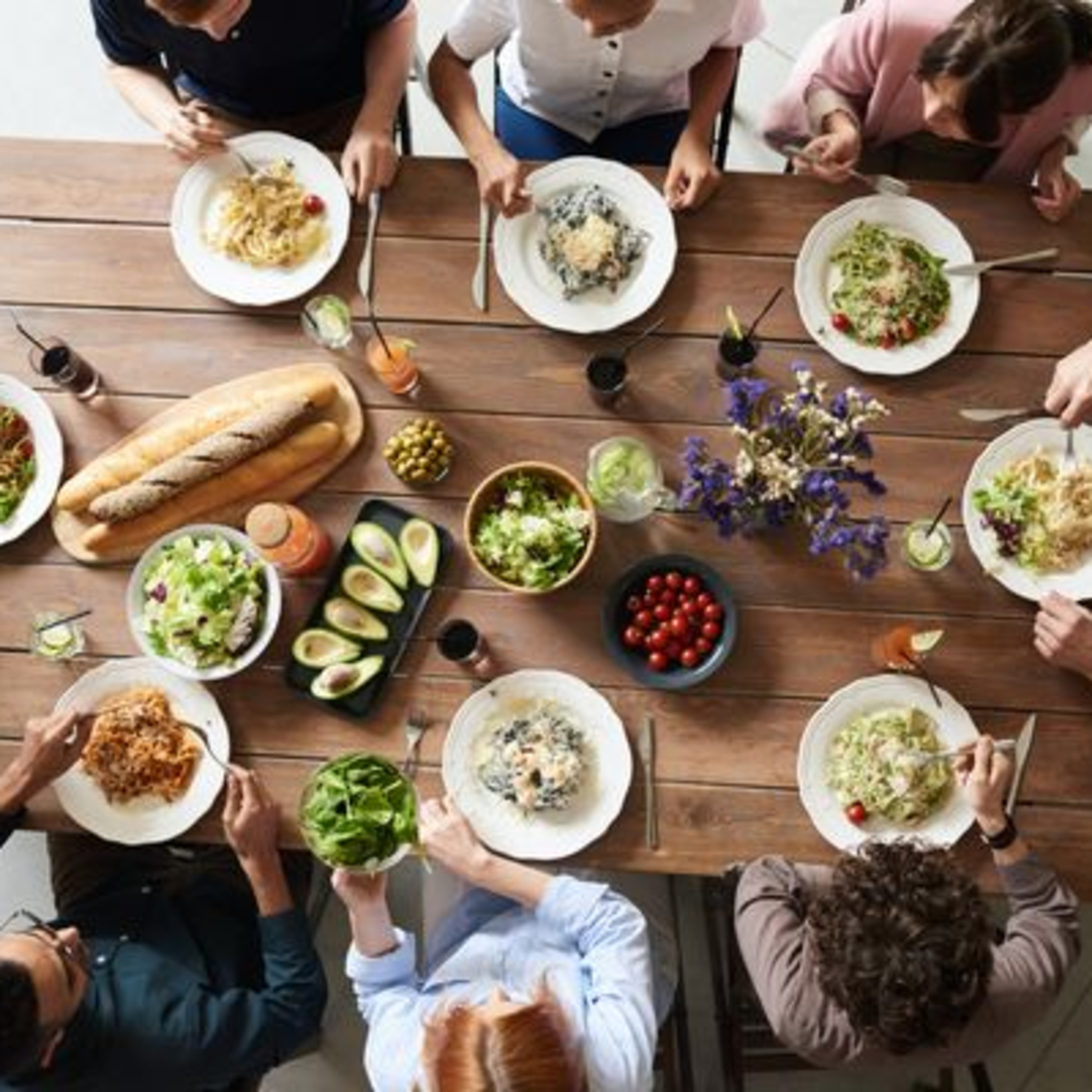 Todo mundo precisa de jantar? Nutricionista esclarece!