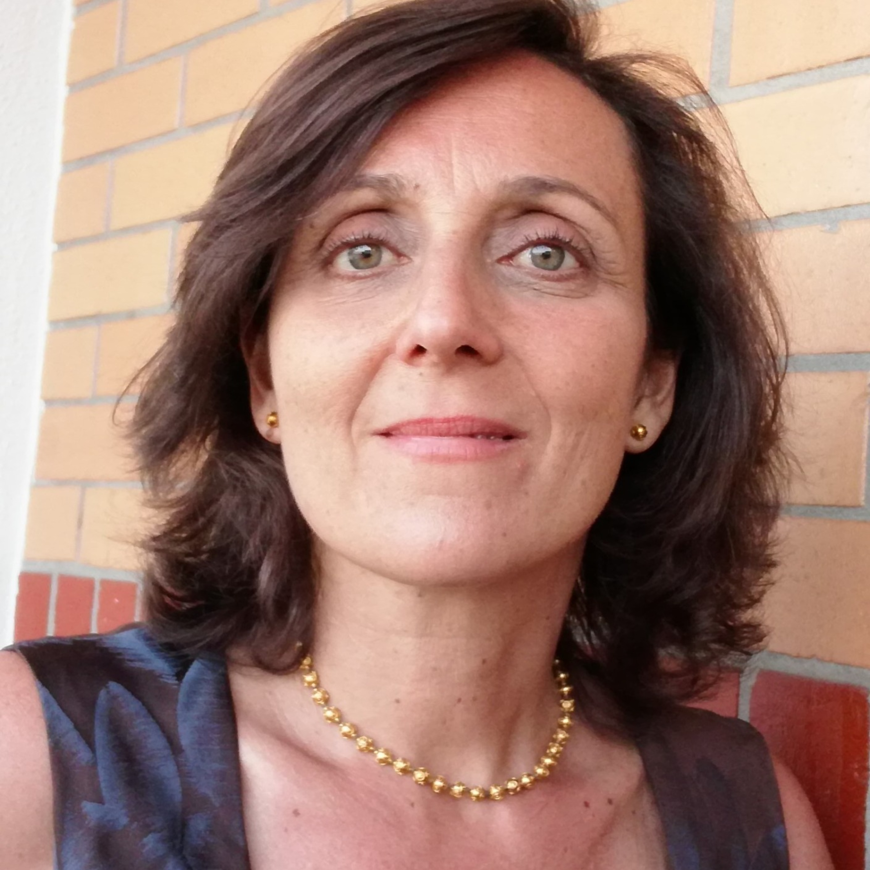 Entrevista 25 - “Na Biblioteca de…” com Sara de Almeida Leite que é escritora e docente do ensino superior no ISEC Lisboa.