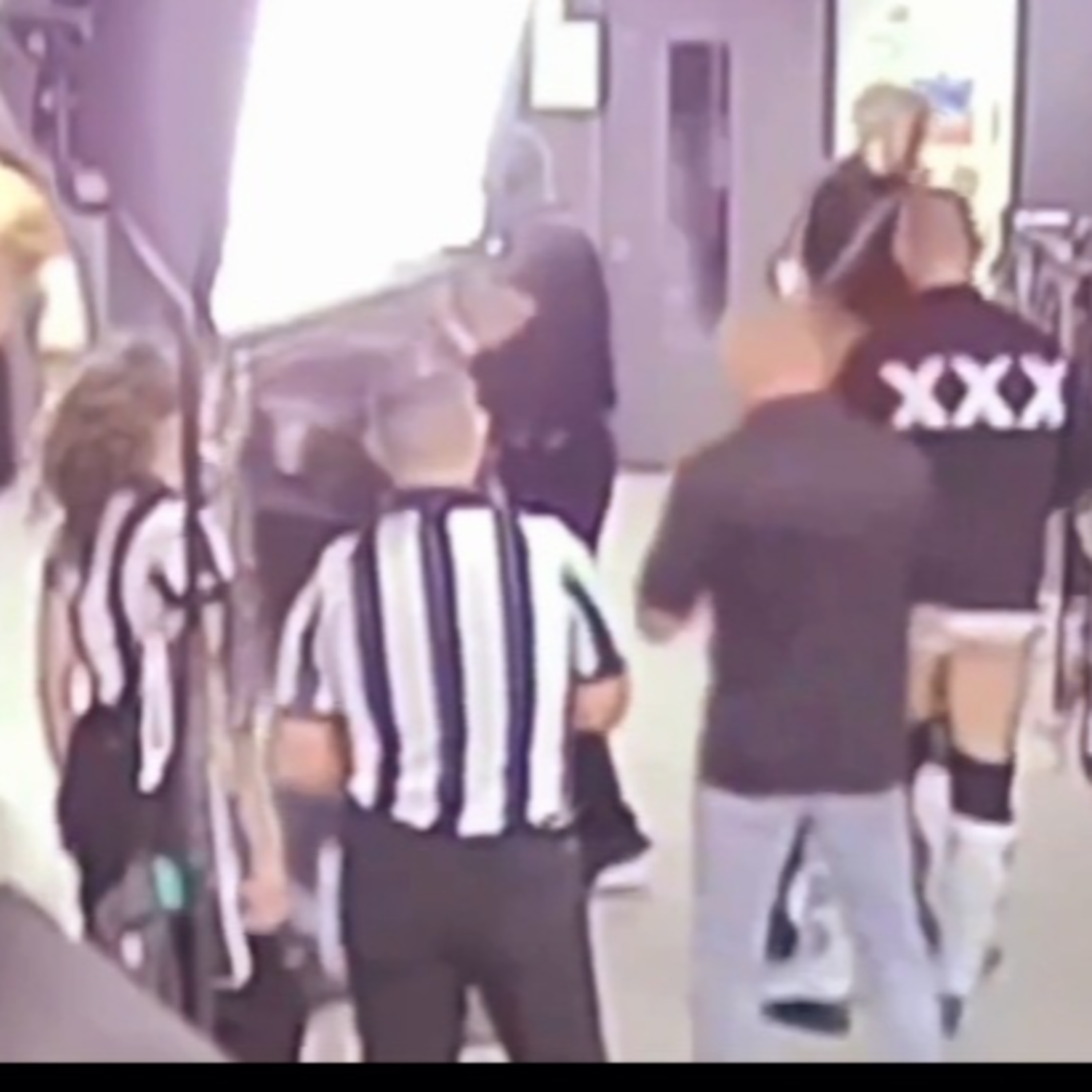 TONY KHAN & AEW JUST KISSED THEIR TIME ON TBS & TNT GOODBYE BECAUSE OF THIS DUMB DECISION OF TONY'S! episode artwork