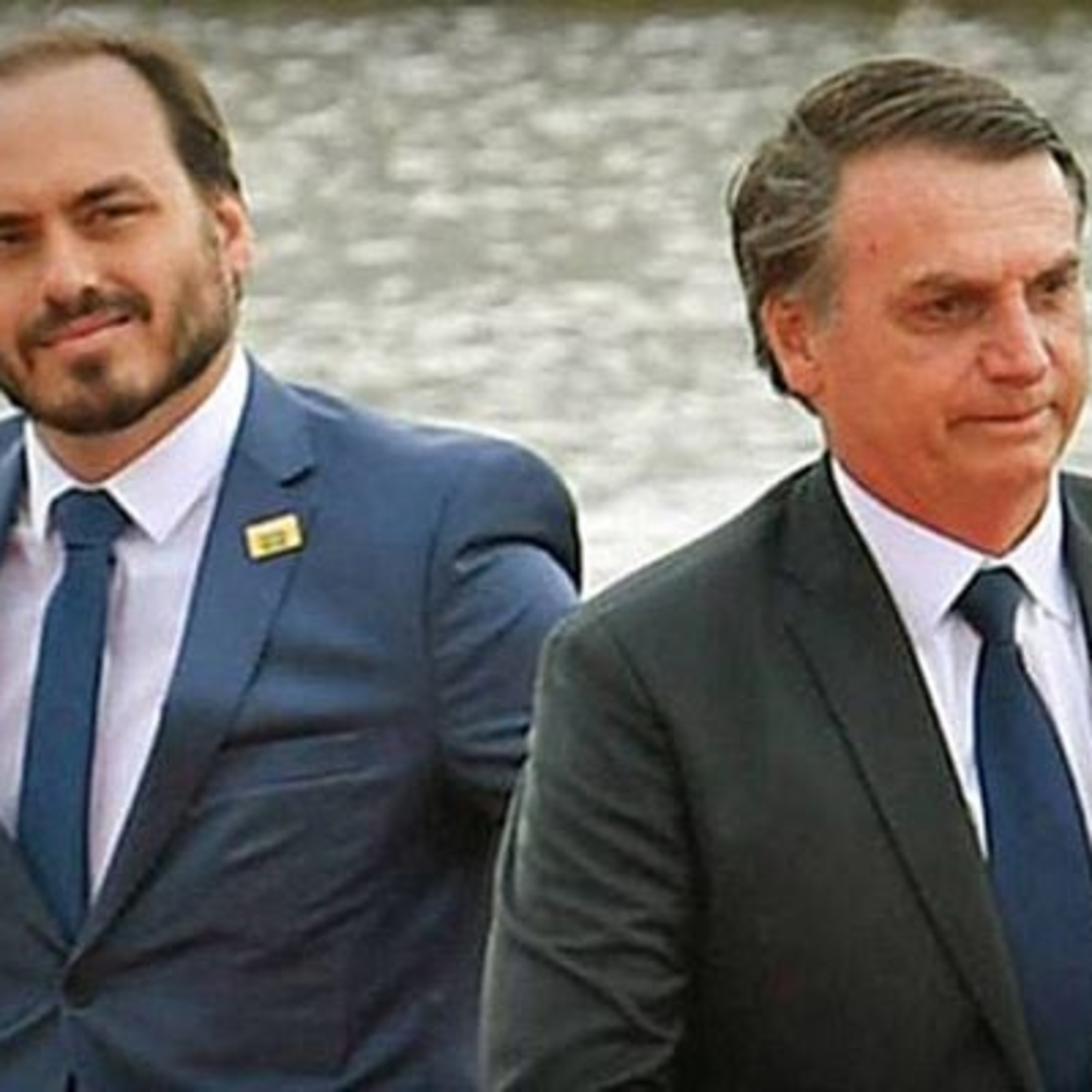 Carlos Bolsonaro candidato ao Senado pelo ES? Magno Malta responde