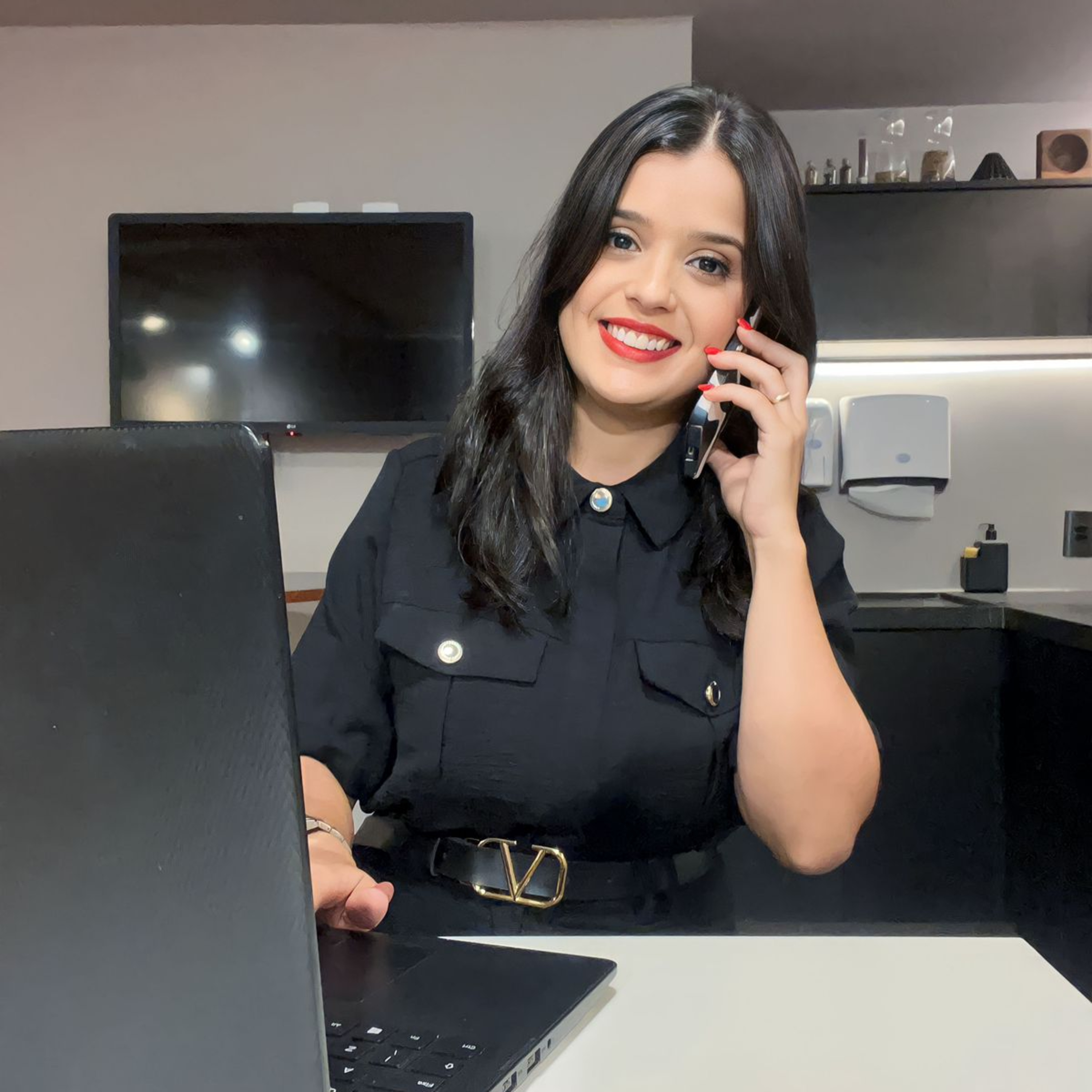 Diretora de MK Artefatos e Consultora de Vendas Dra. Mayara kalline no Programa Felicidade. episode artwork