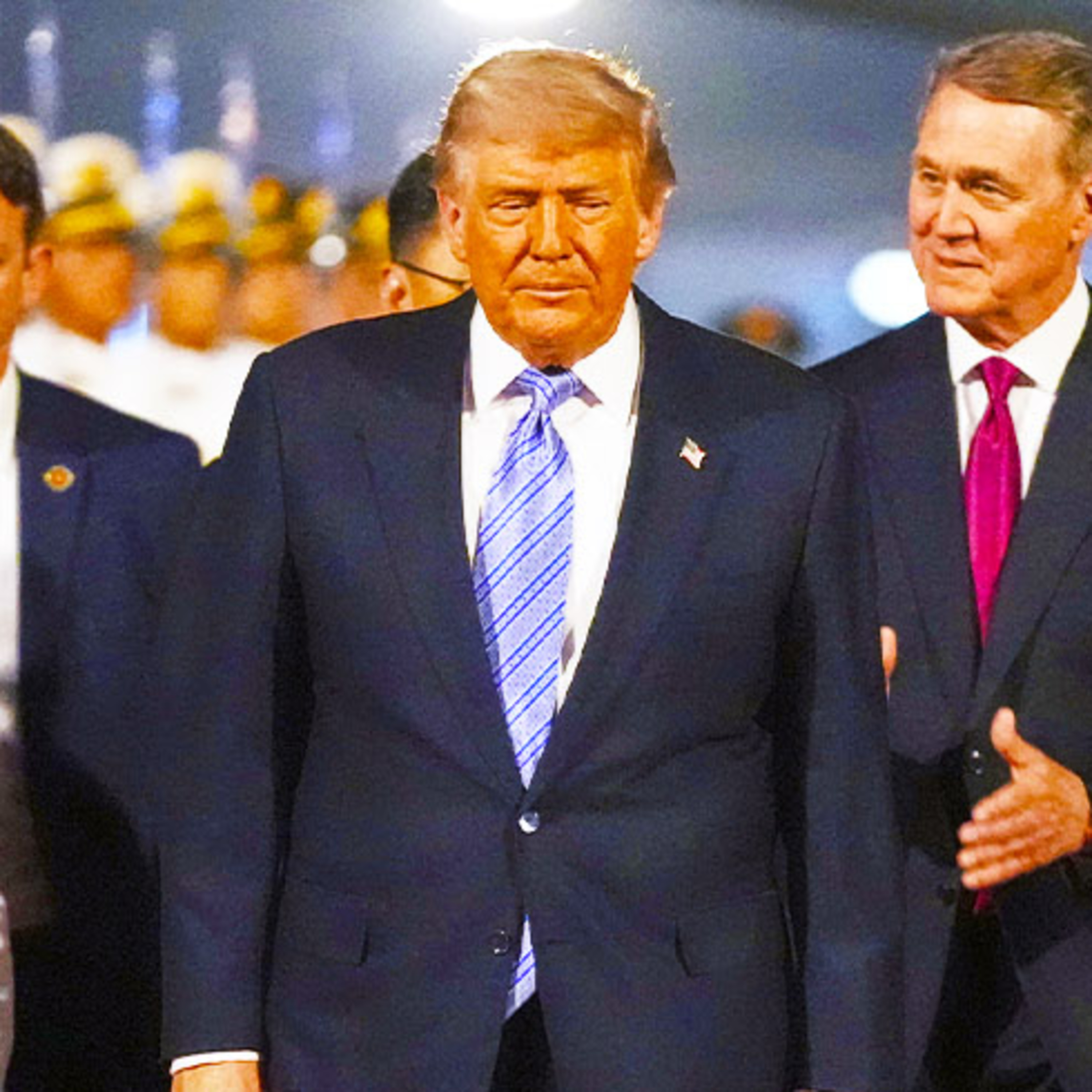 TRUMP foi HUMILHADO na CHINA? Veja o que a IMPRENSA INTERNACIONAL disse 😱 🇺🇸 🇨🇳 episode artwork