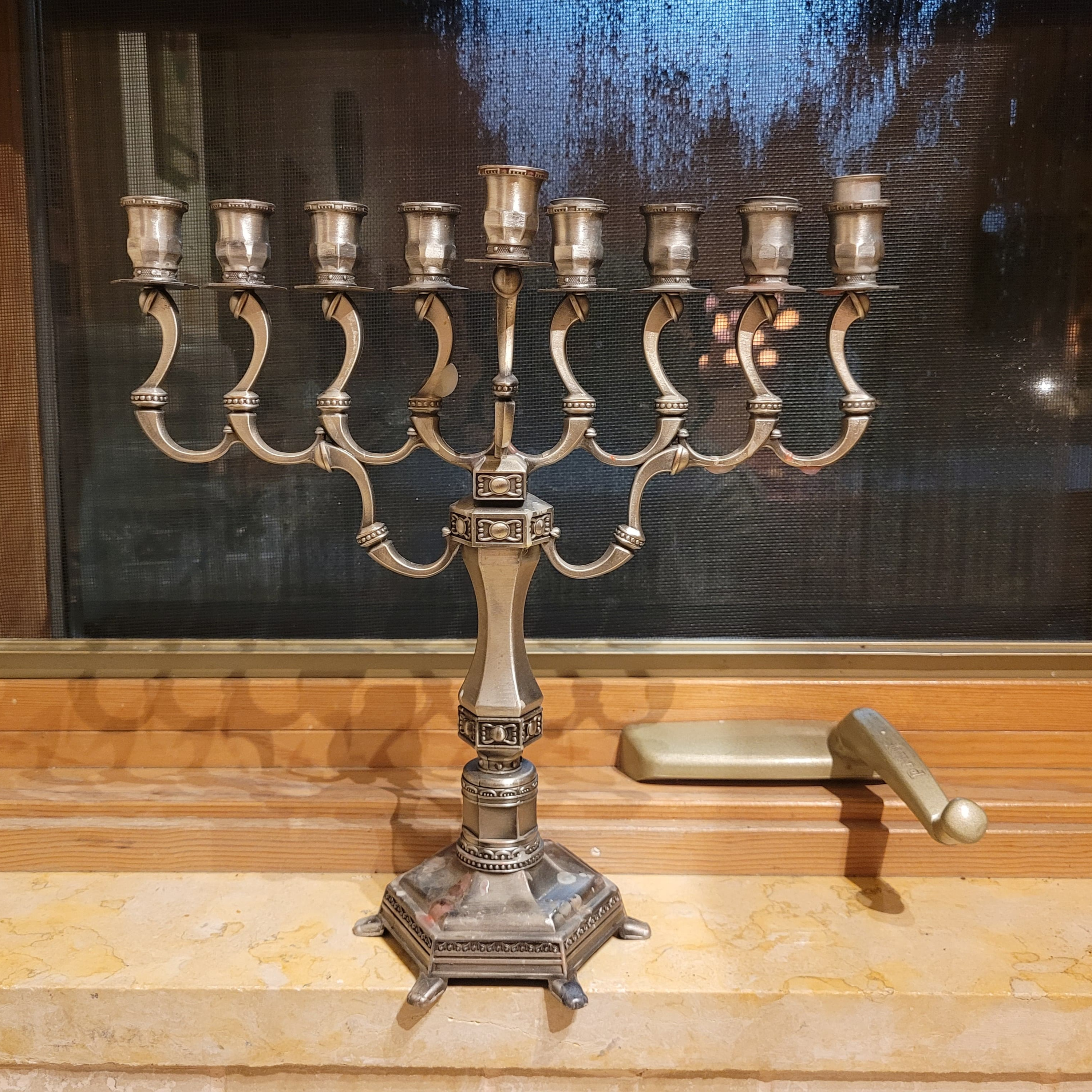 הנס שקרה בחנוכה לאוזבקית  episode artwork