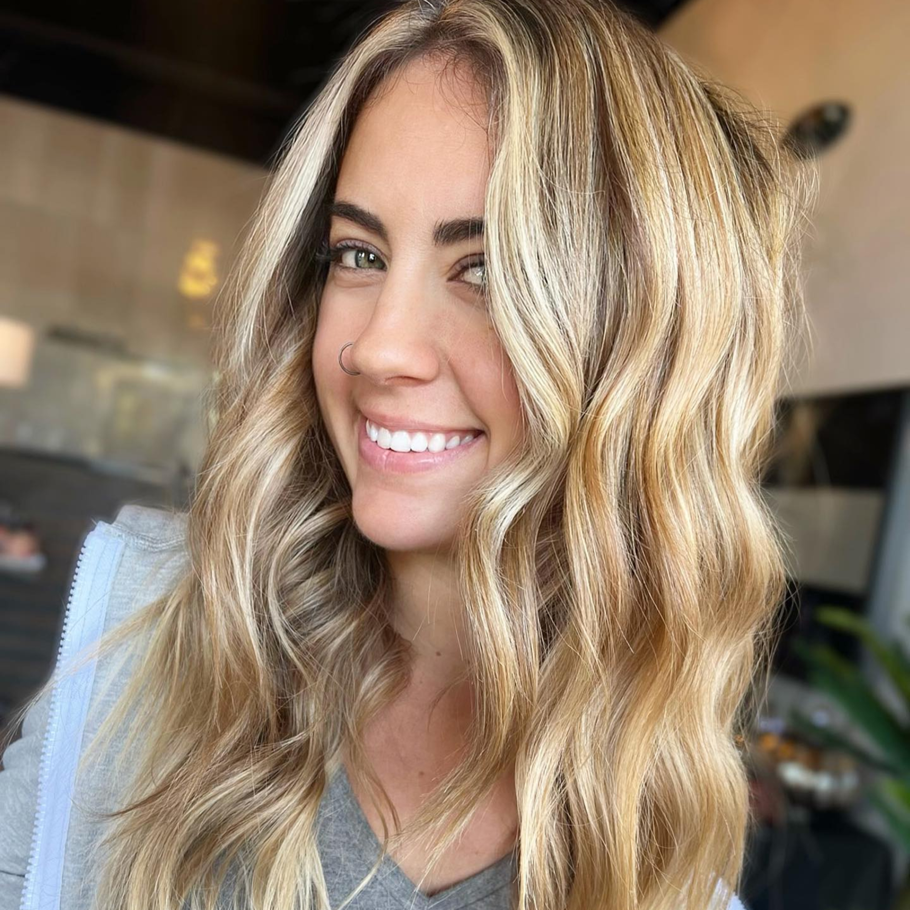 Aly McDonald (@datingwithaly) TikTok & Instagram Influencer & Dating Confidence Coach