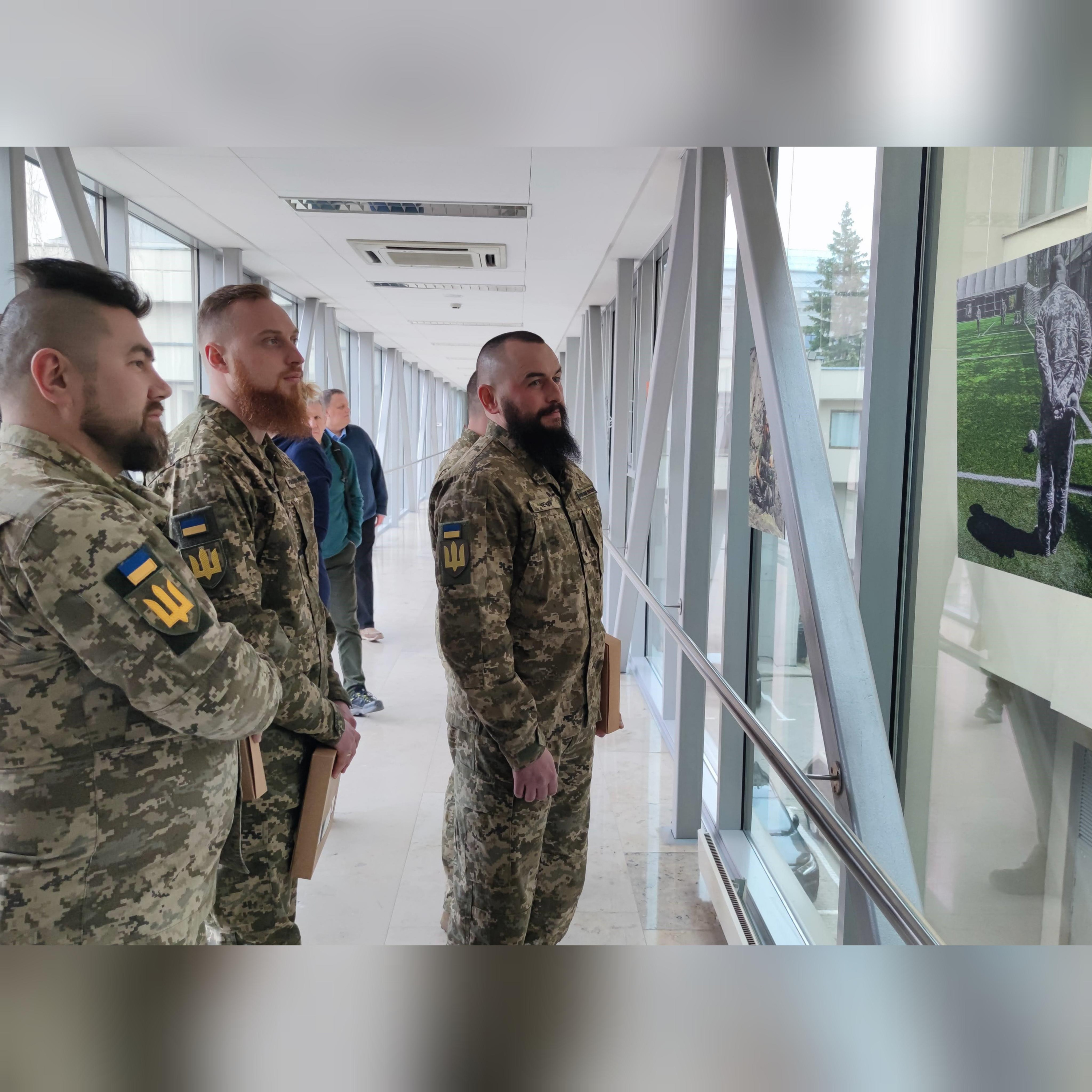 Українська Хвиля: Один день в батальйоні, або фронт очима литовки episode artwork